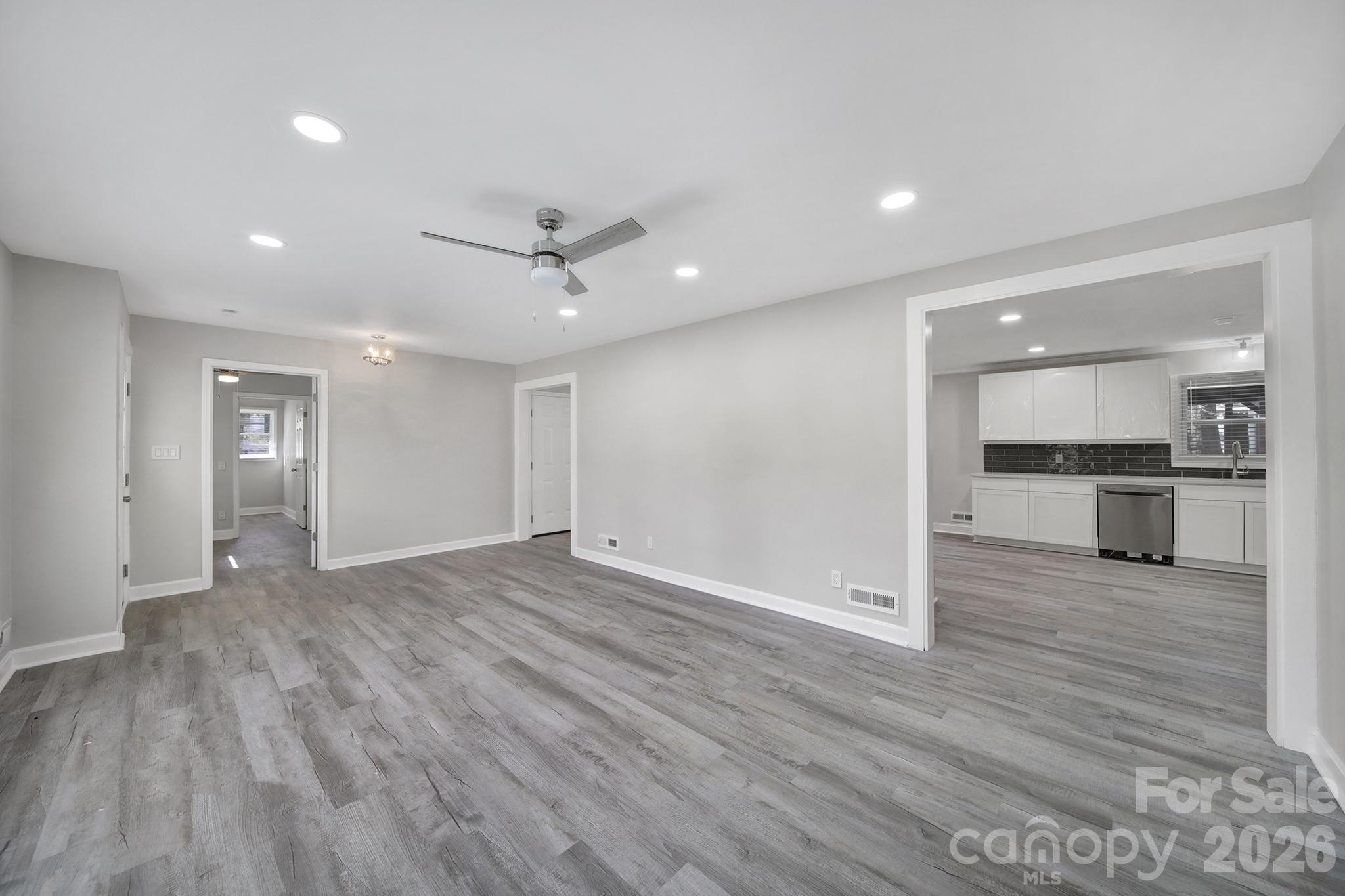 519 Amon Lane Property Photo 6