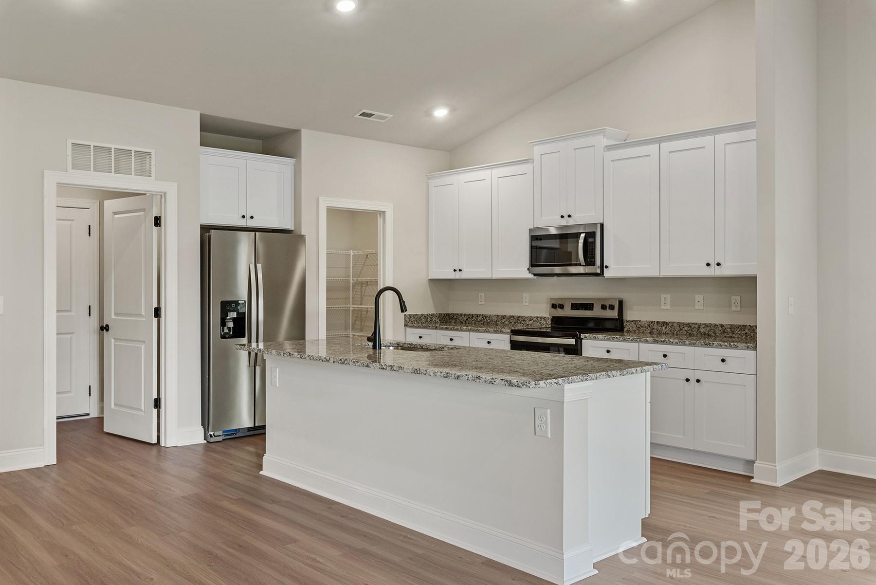 6721 Fairford Drive Property Photo 6