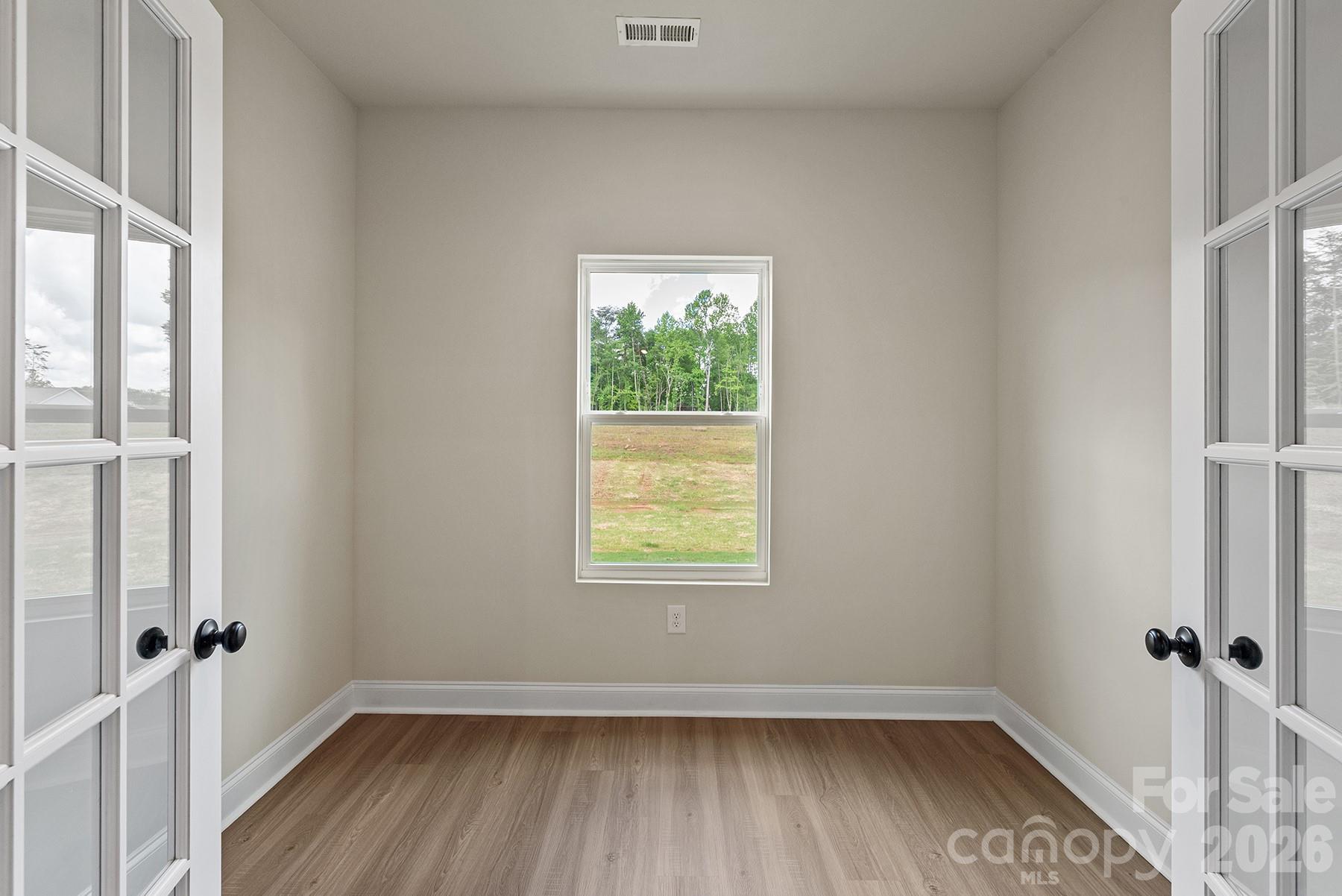 6721 Fairford Drive Property Photo 11