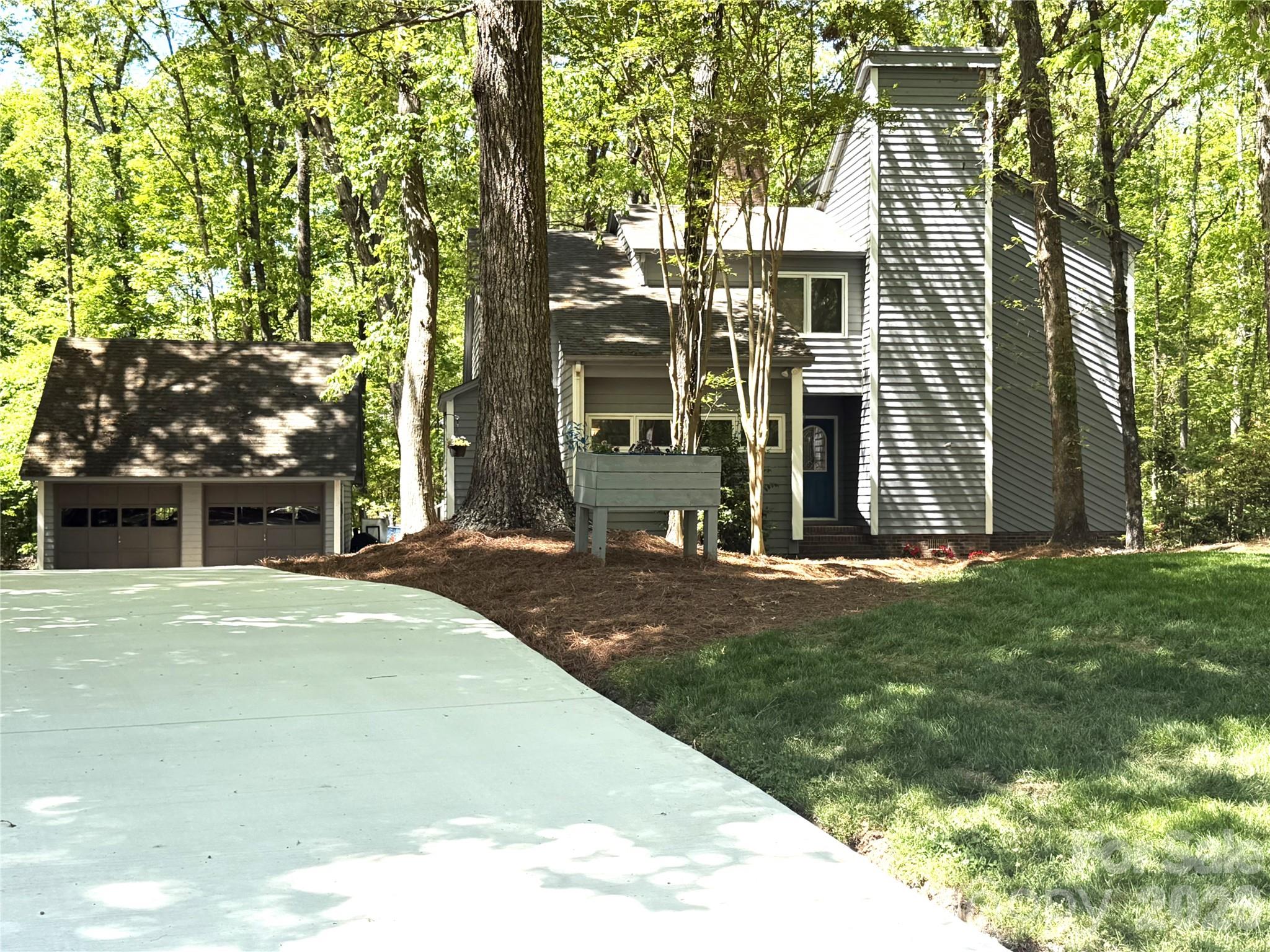 4447 Winrock Lane Property Photo 1
