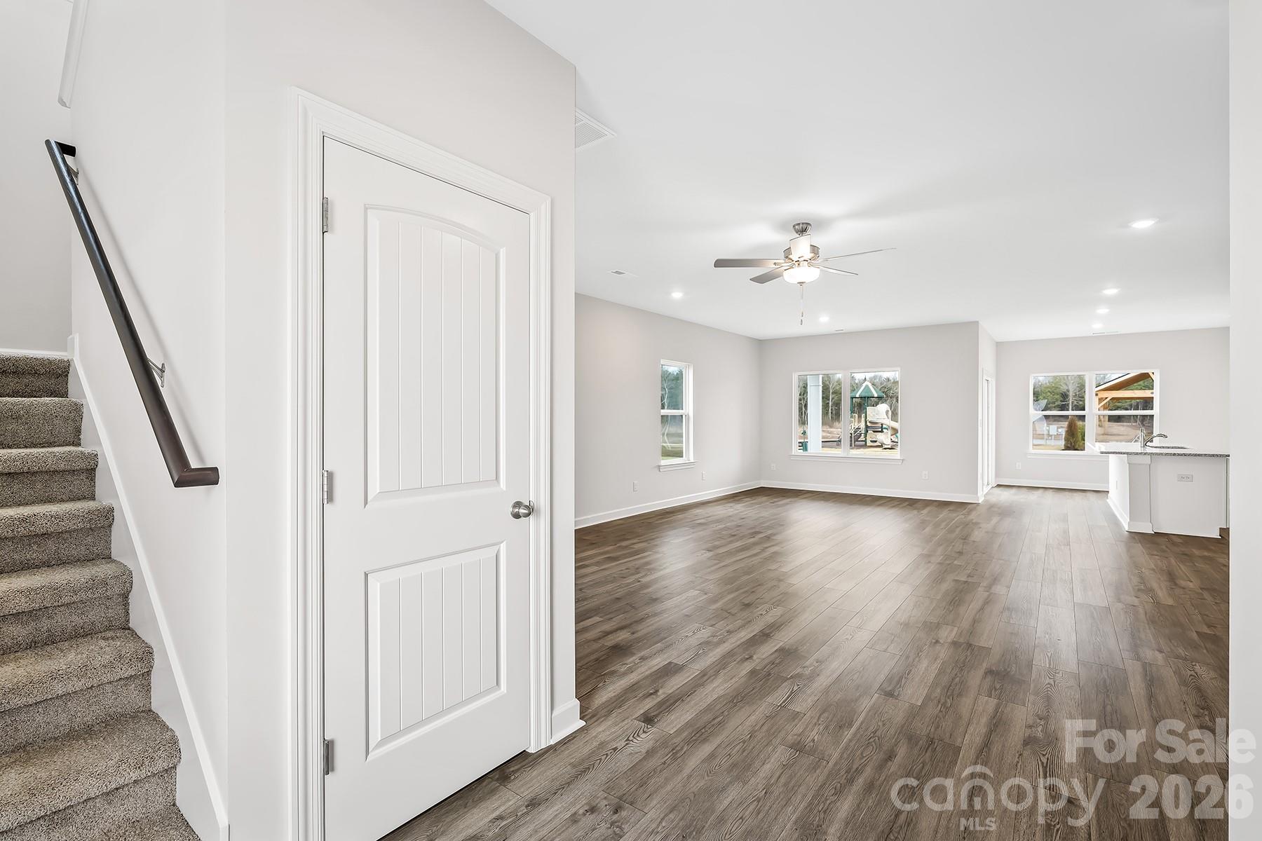 6516 Fairford Drive Property Photo 4