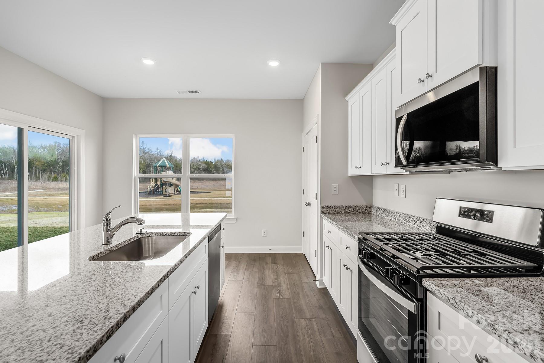 6516 Fairford Drive Property Photo 10