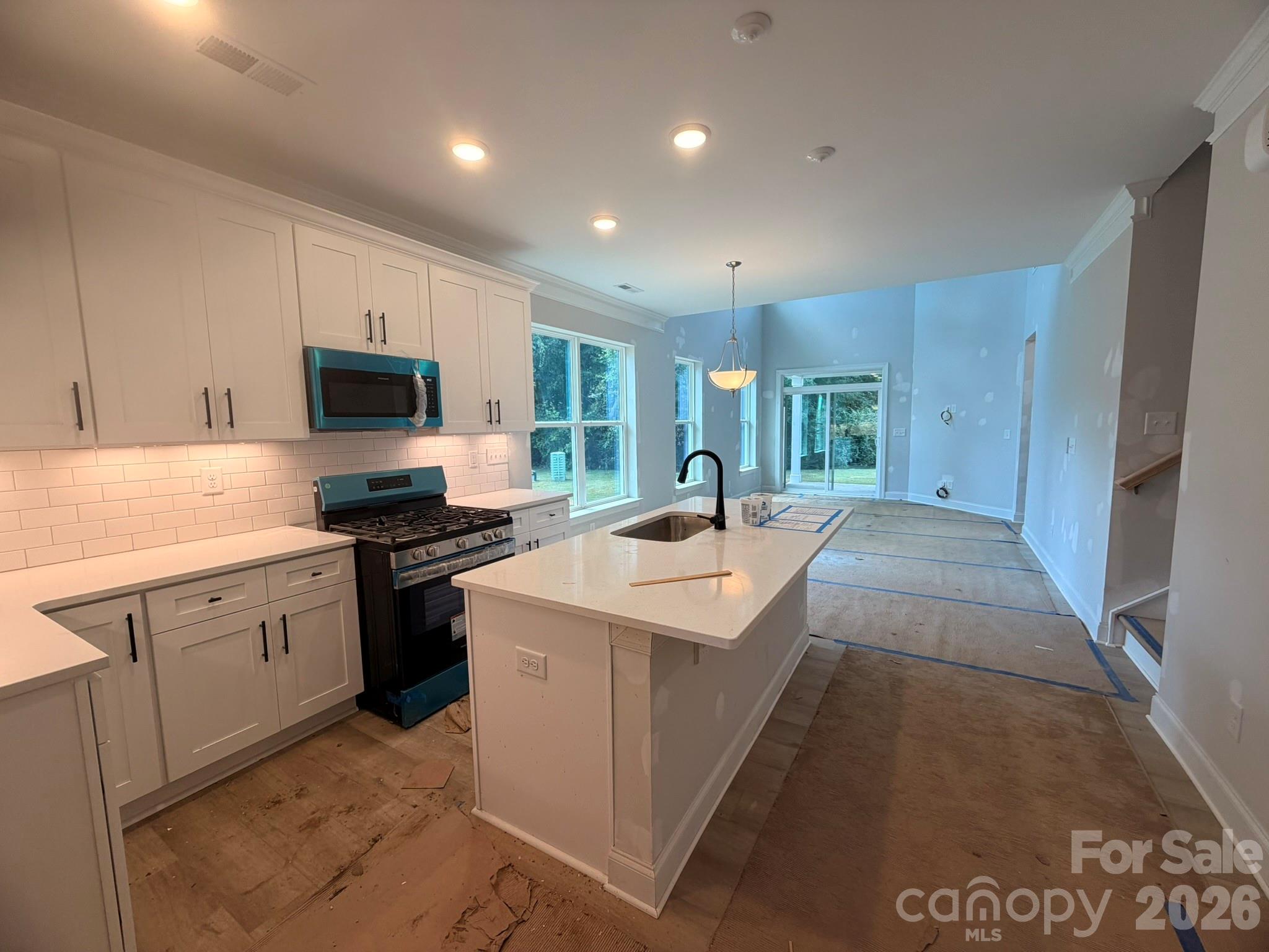 4365 Black Court Property Photo 5