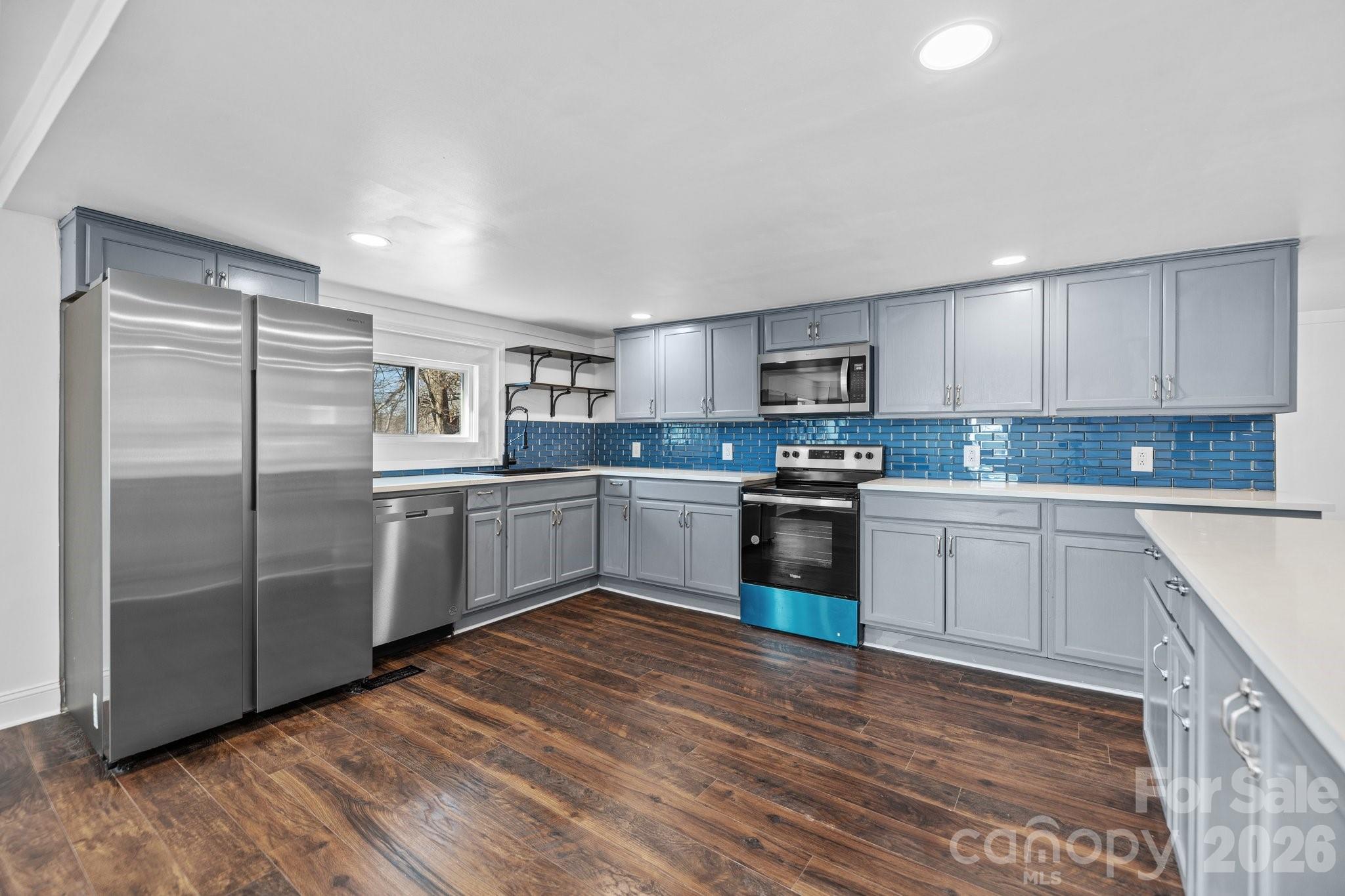 306 Ridge Street Property Photo 2