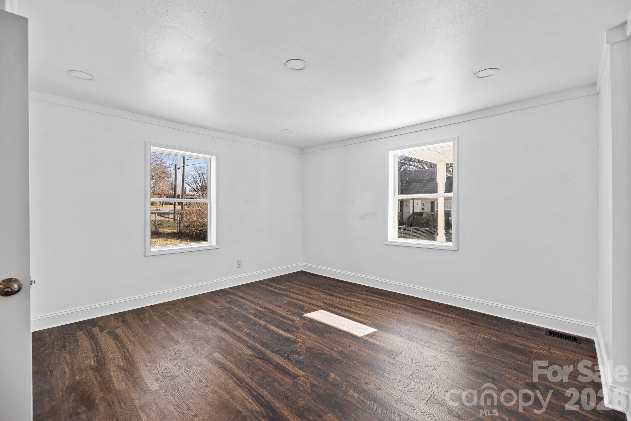 306 Ridge Street Property Photo 14