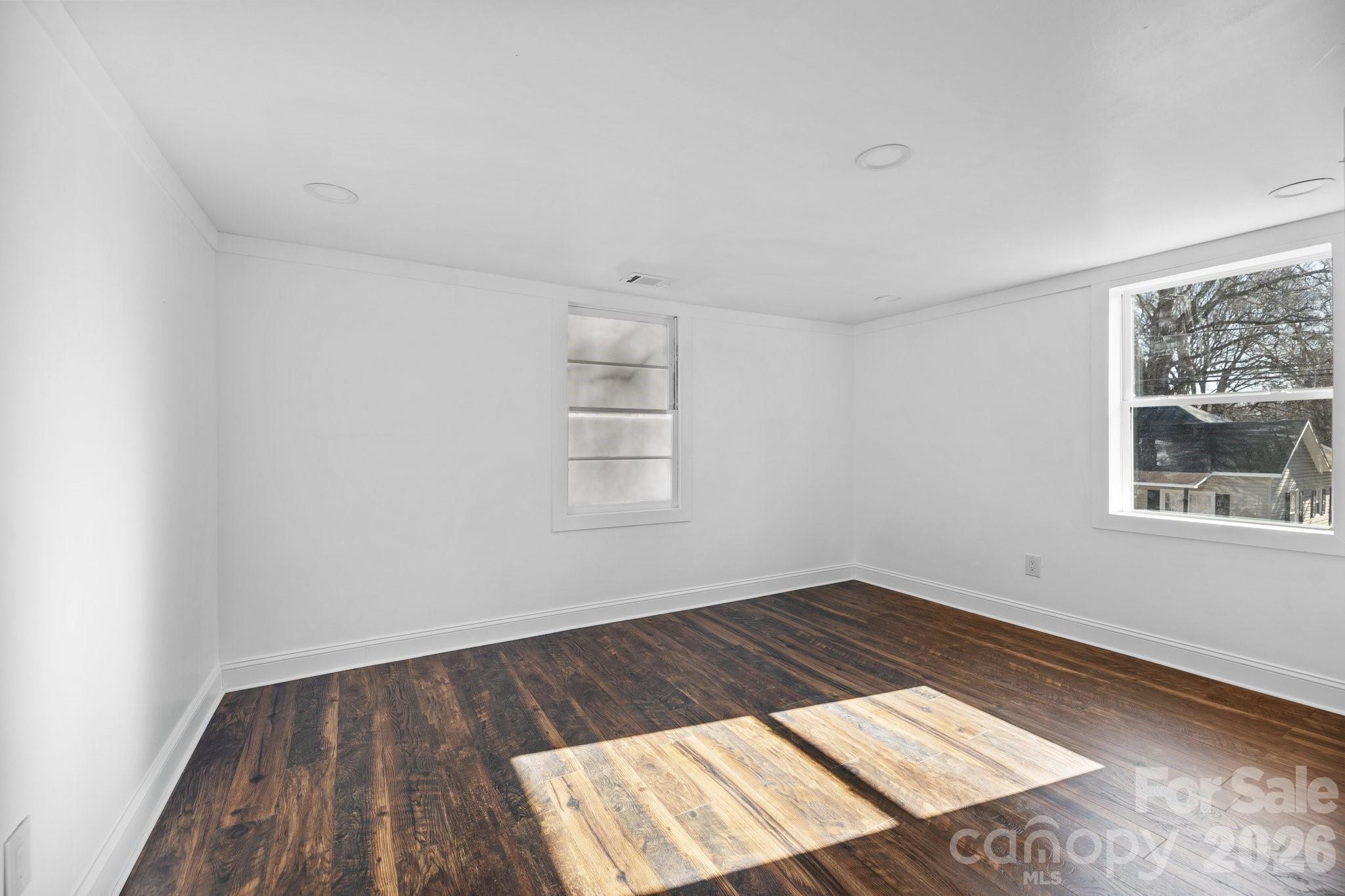 306 Ridge Street Property Photo 16