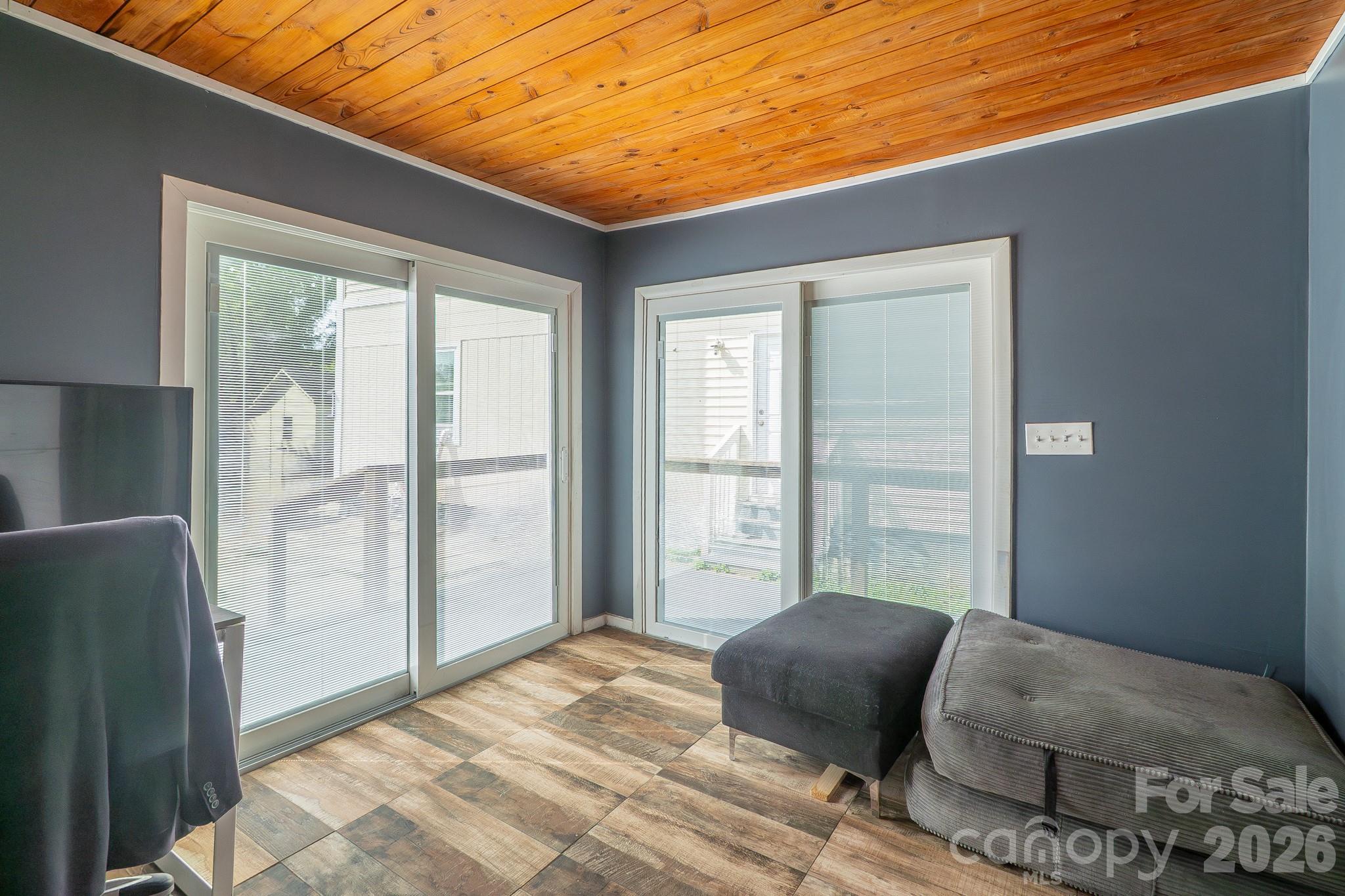 306 Ridge Street Property Photo 29