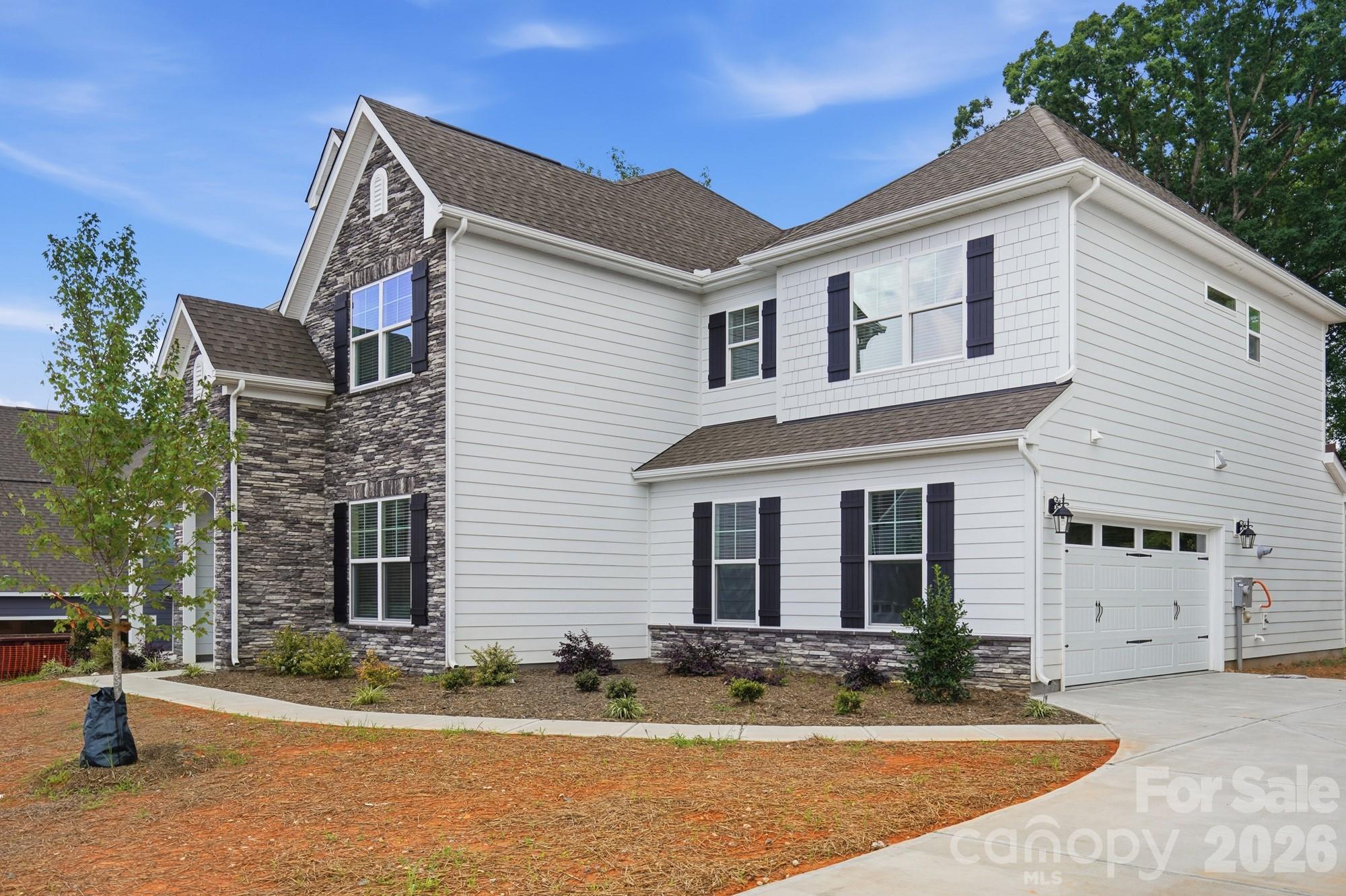 1321 Knob Creek Drive Property Photo 2