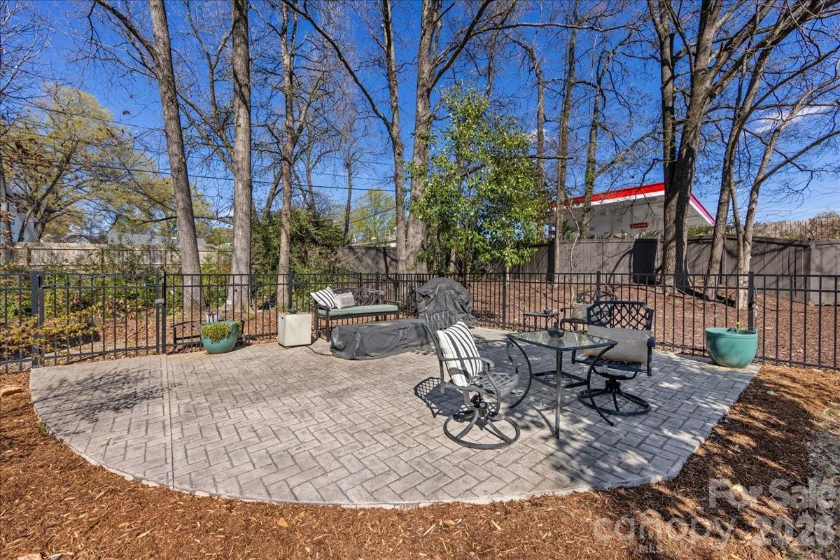 1241 Drummond Avenue Property Photo 44