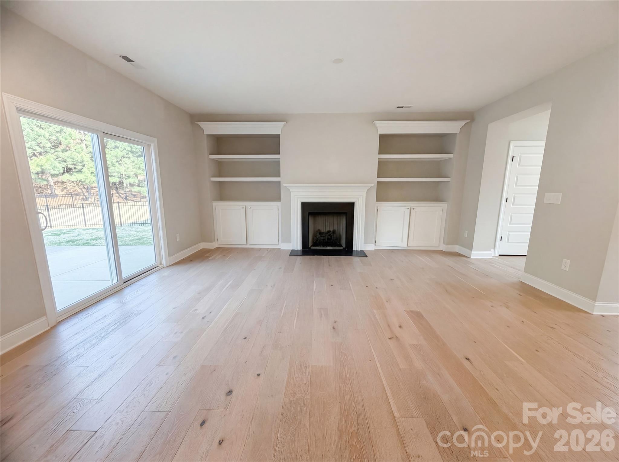 5016 Watercrest Trail Property Photo 3