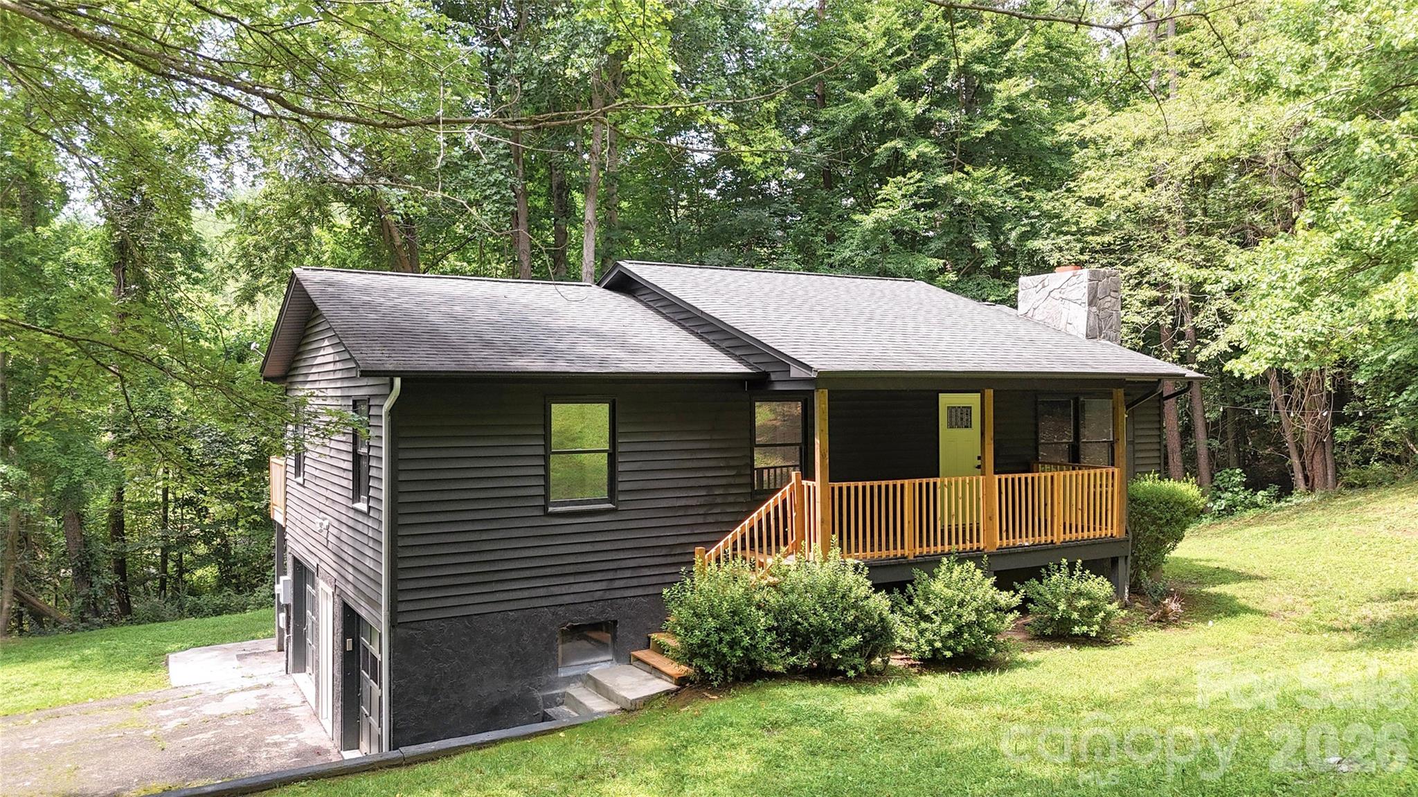 4 Smokey Mountain Drive Property Photo 1