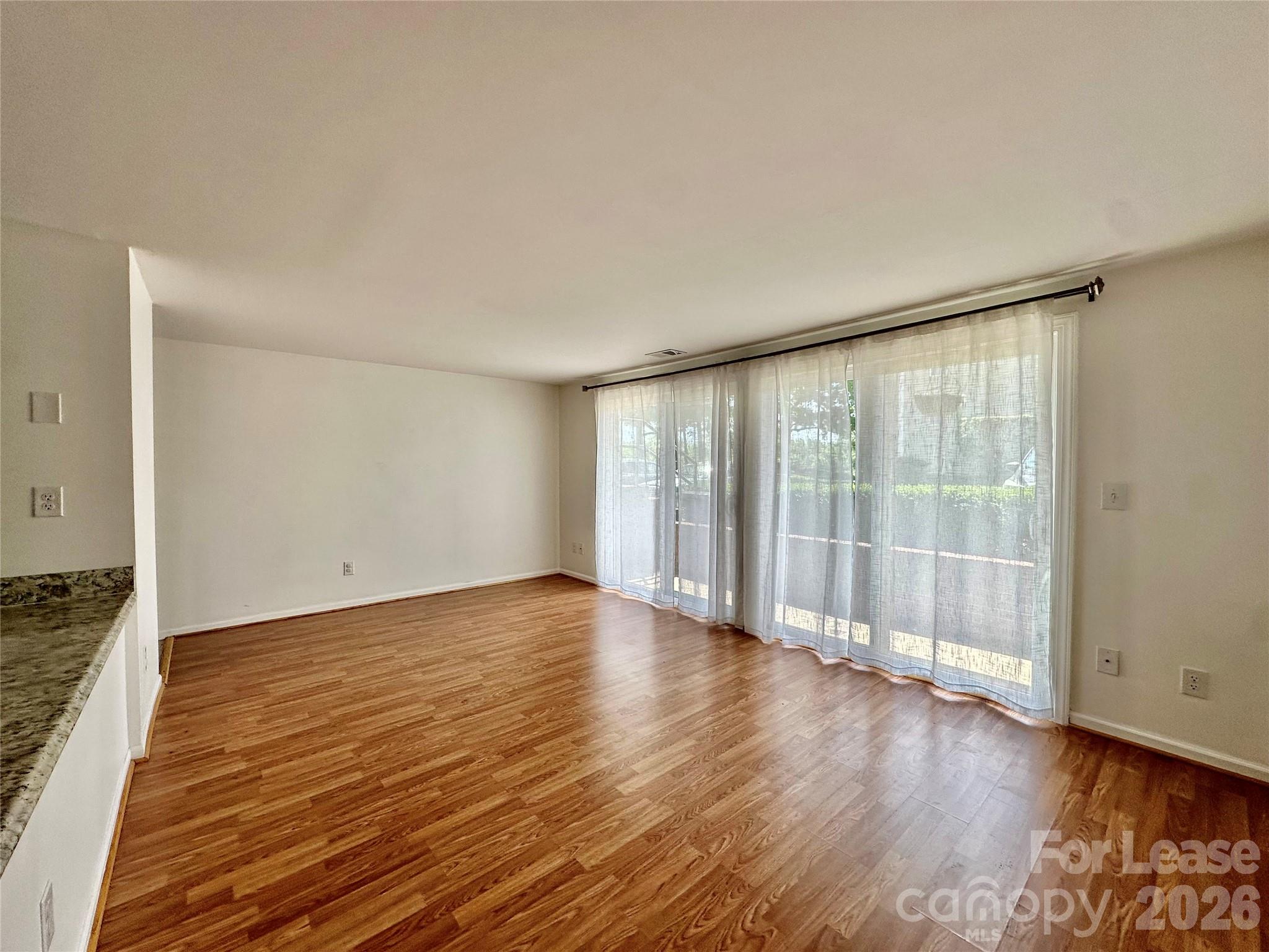 1645 Arlyn Circle Property Photo 10