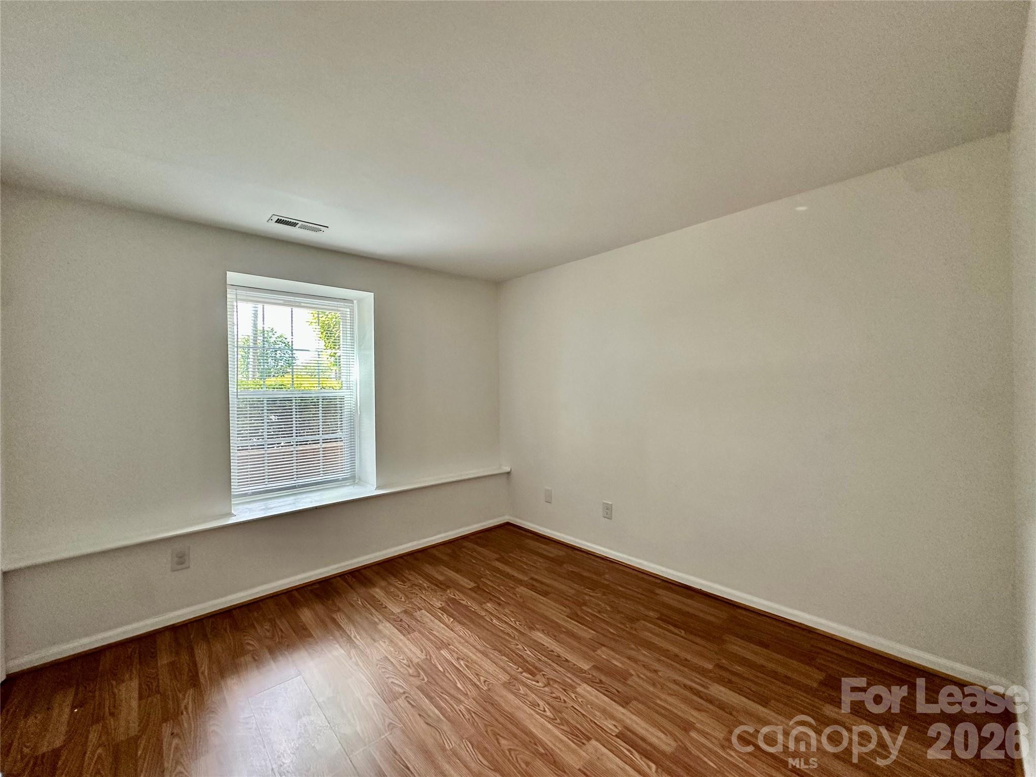 1645 Arlyn Circle Property Photo 14