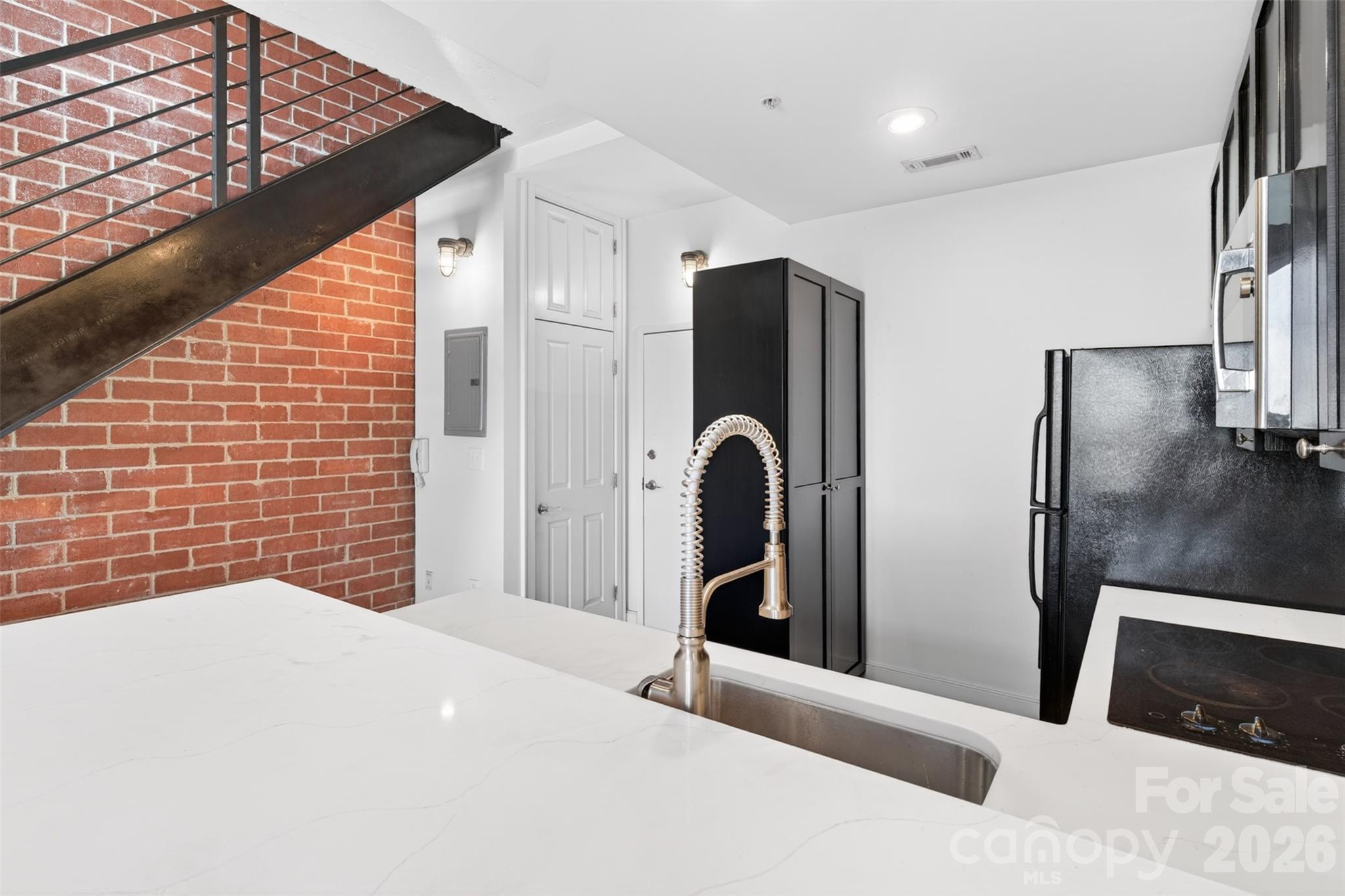 710 W Trade Street 505 Property Photo 11