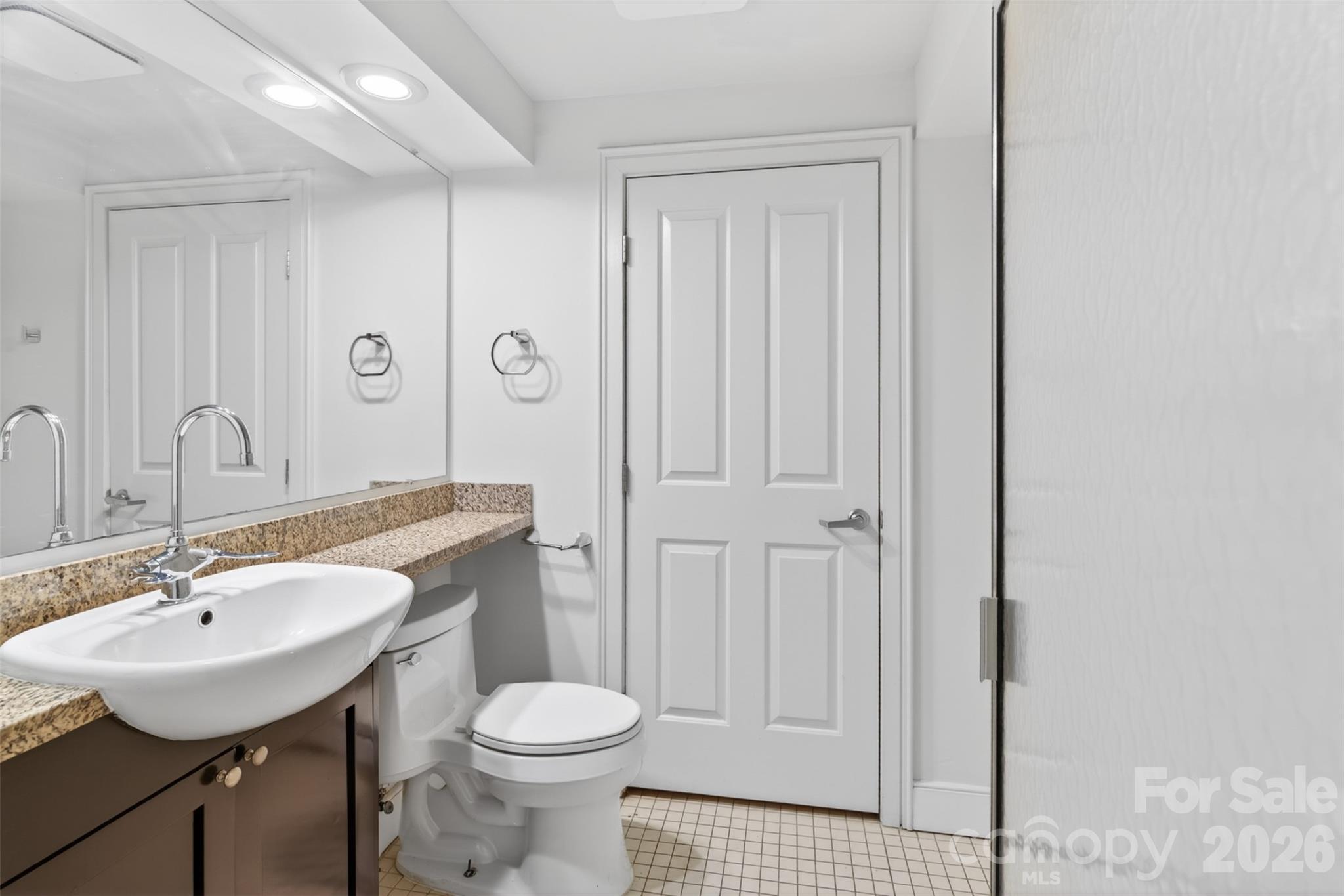 710 W Trade Street 505 Property Photo 29