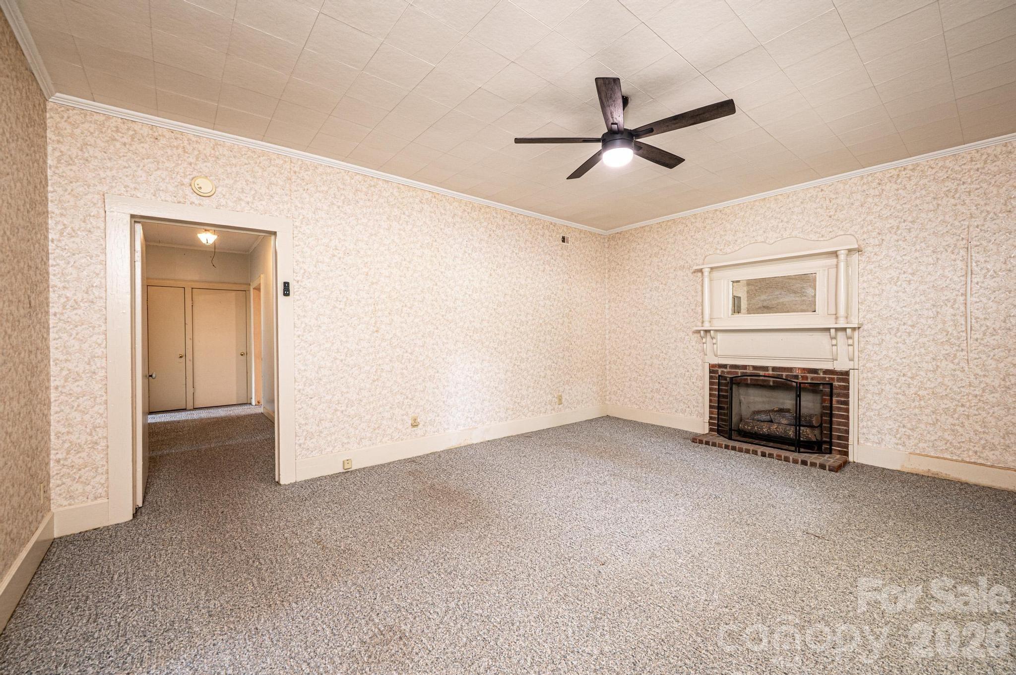 335 Harmon Street Property Photo 2