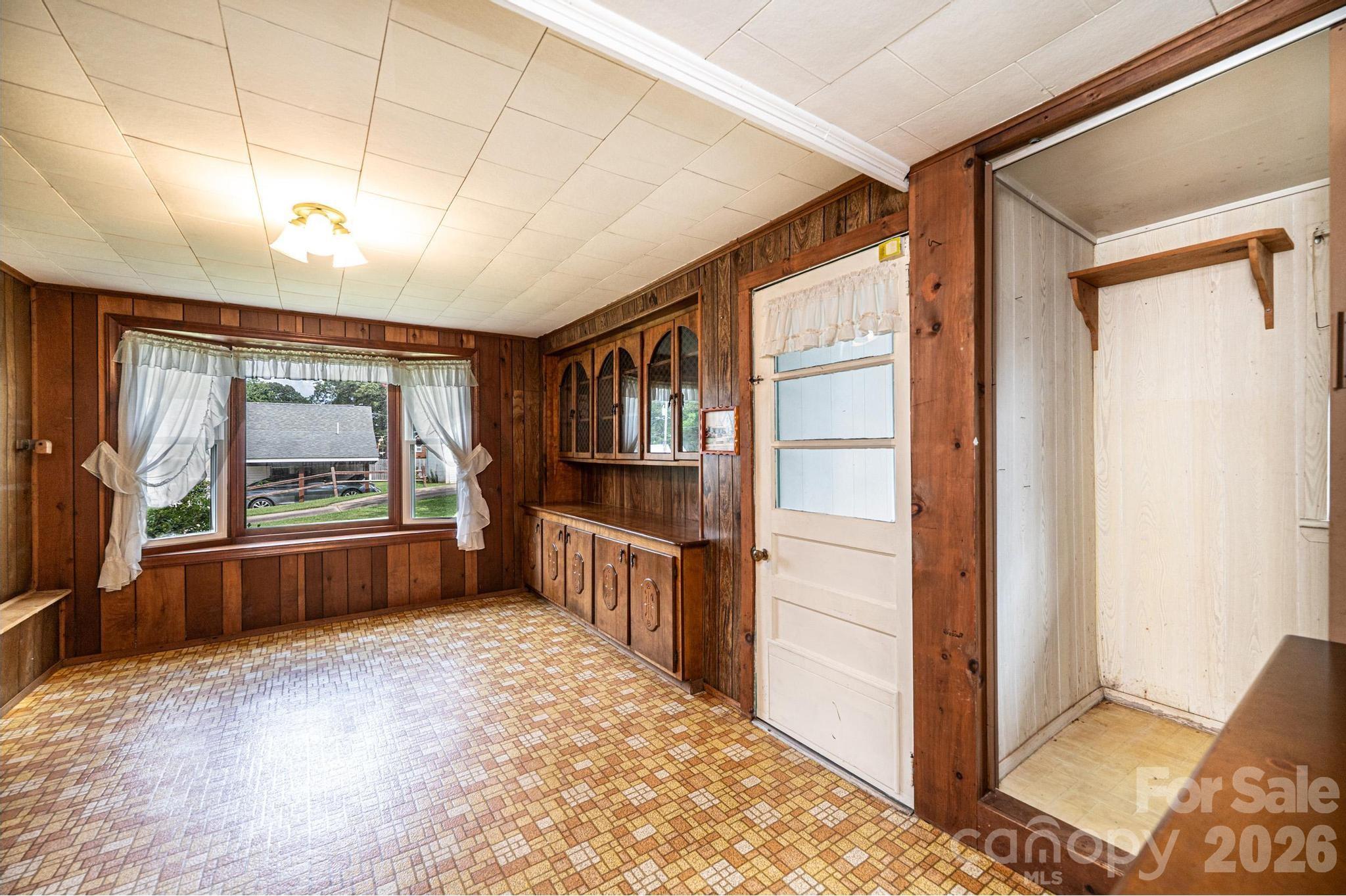 335 Harmon Street Property Photo 12