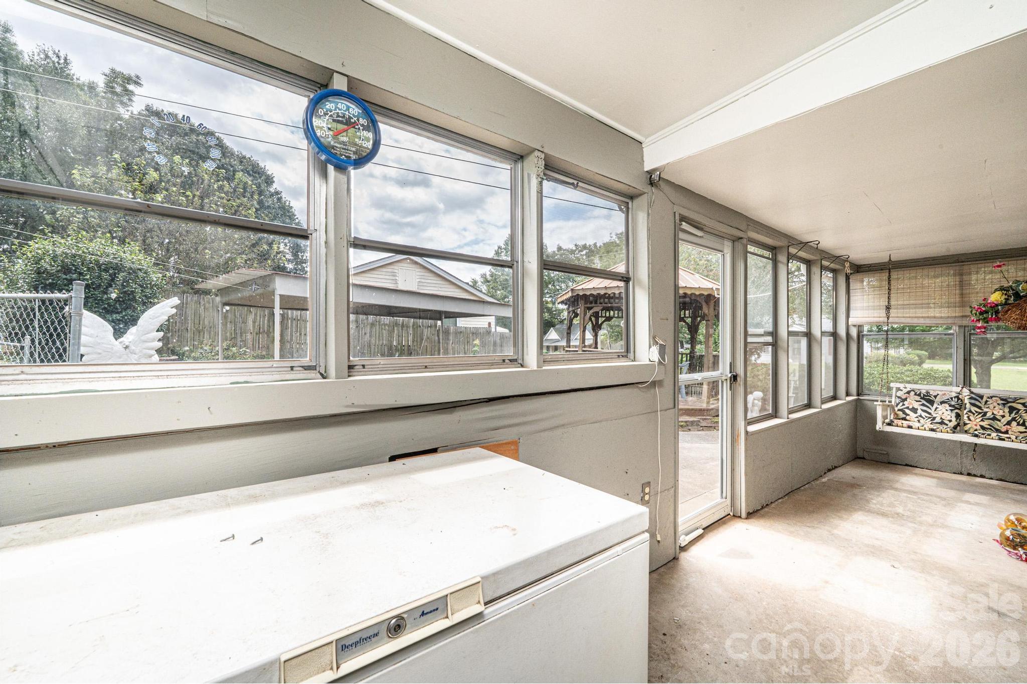 335 Harmon Street Property Photo 25