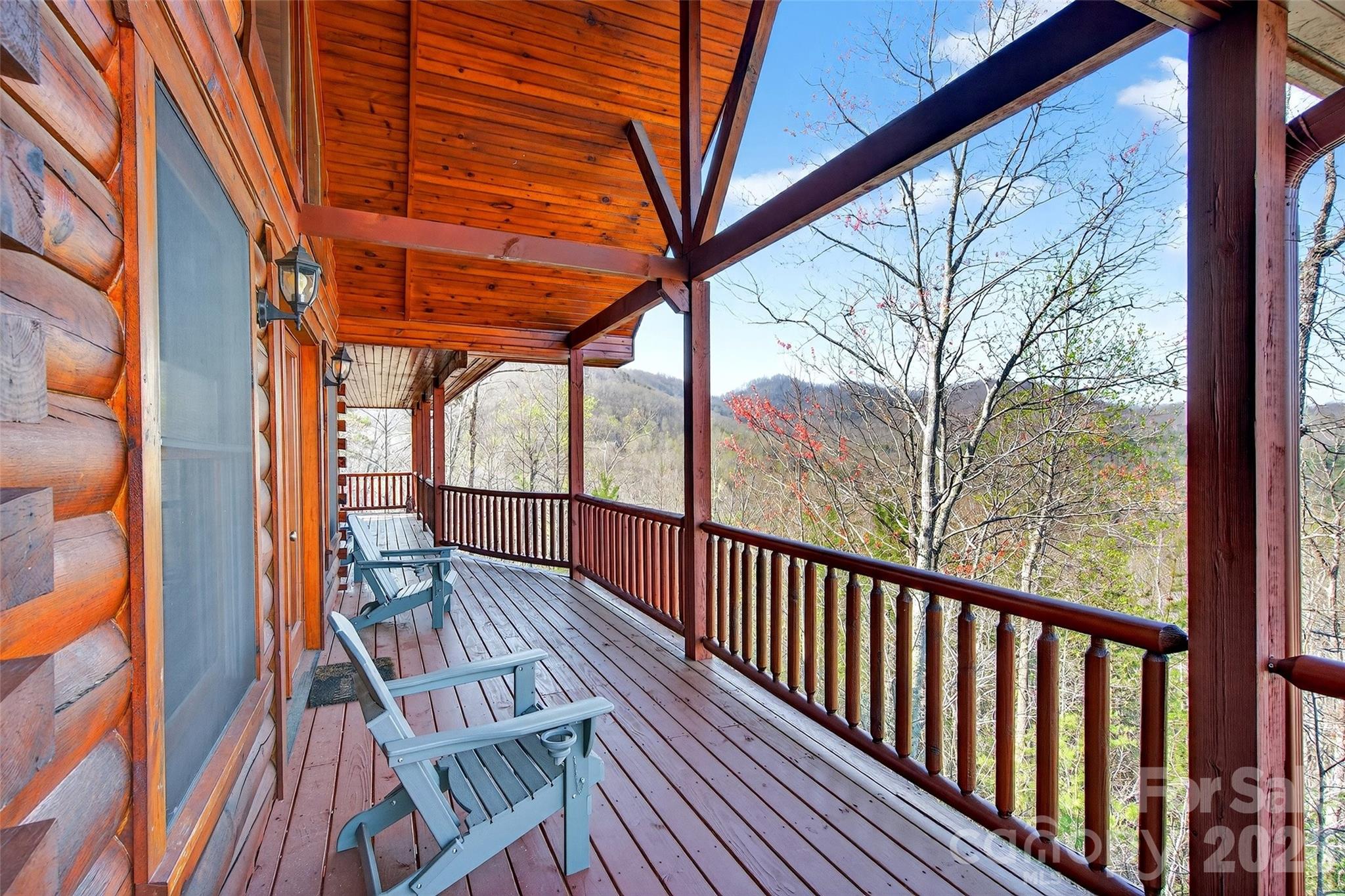 398 Waterfall Drive Property Photo 8