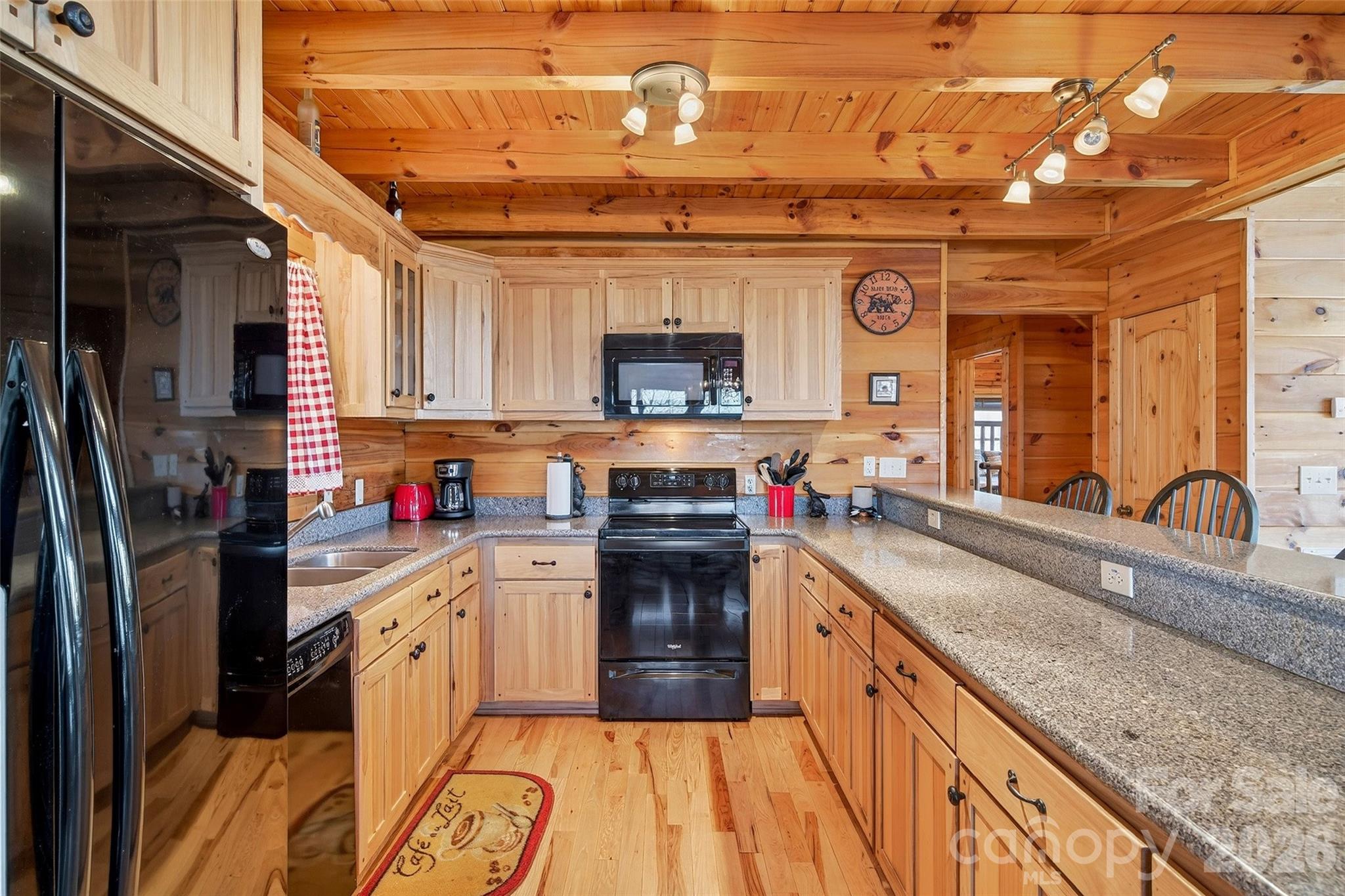 398 Waterfall Drive Property Photo 16
