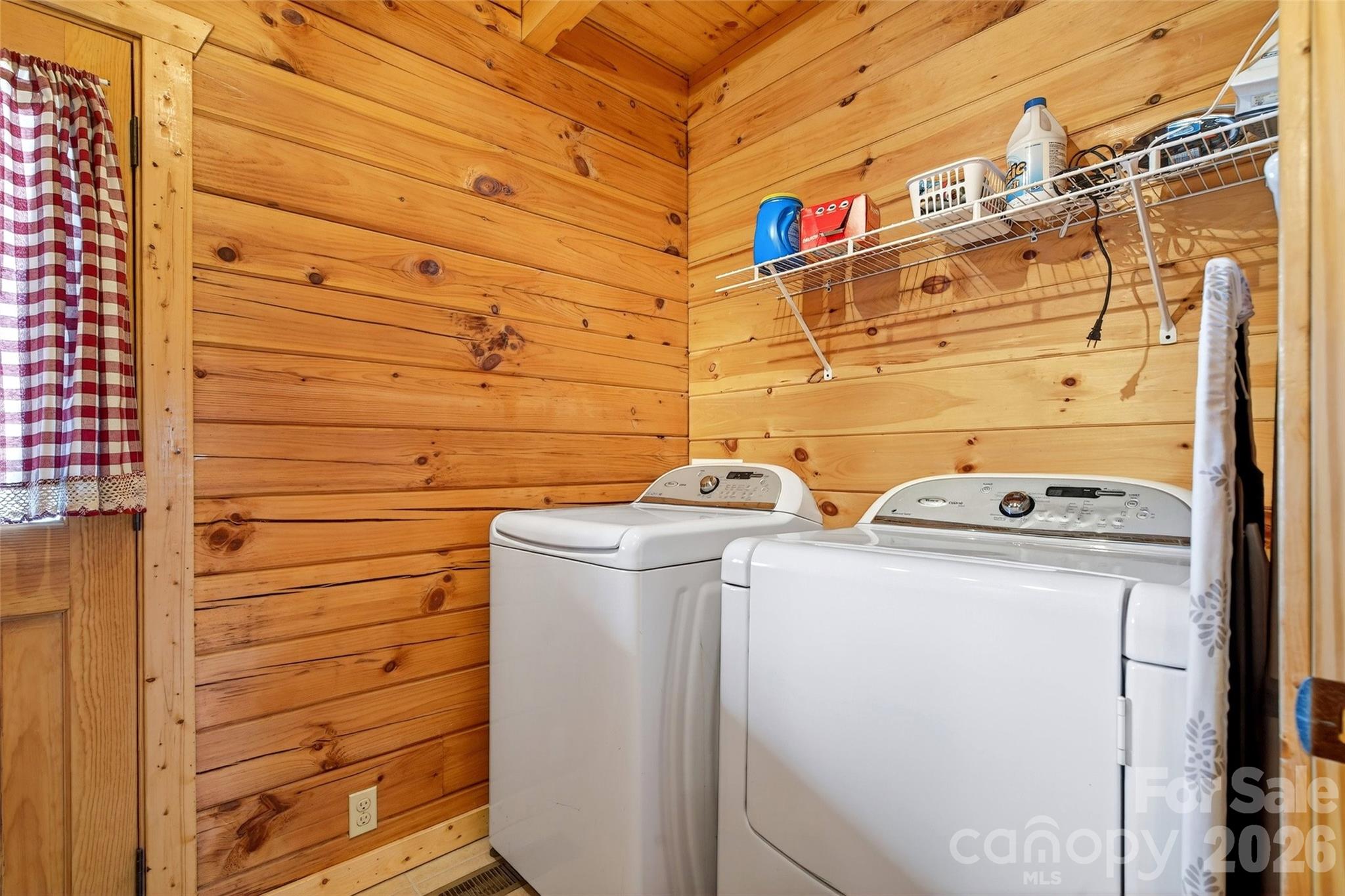 398 Waterfall Drive Property Photo 21
