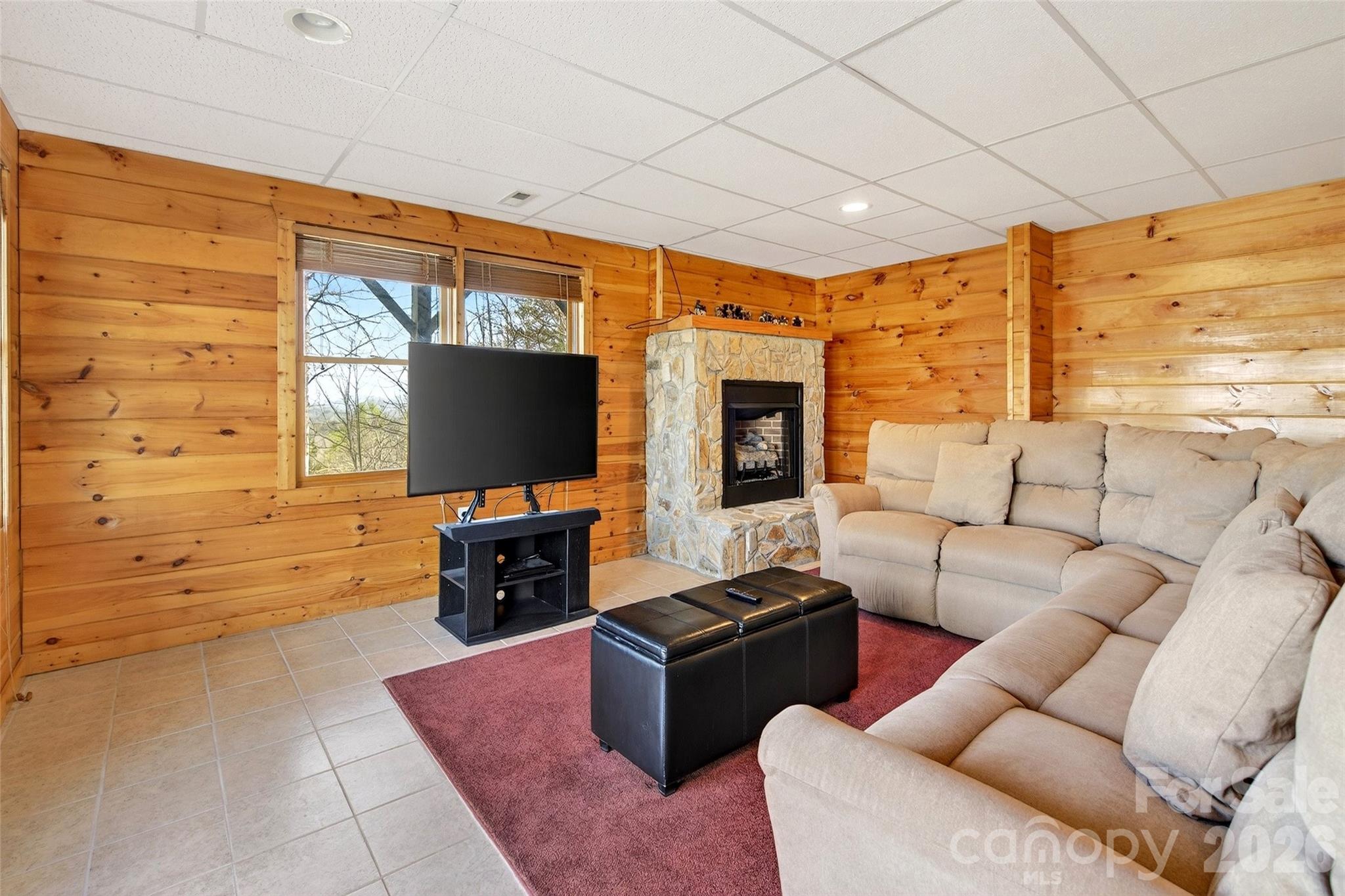 398 Waterfall Drive Property Photo 30