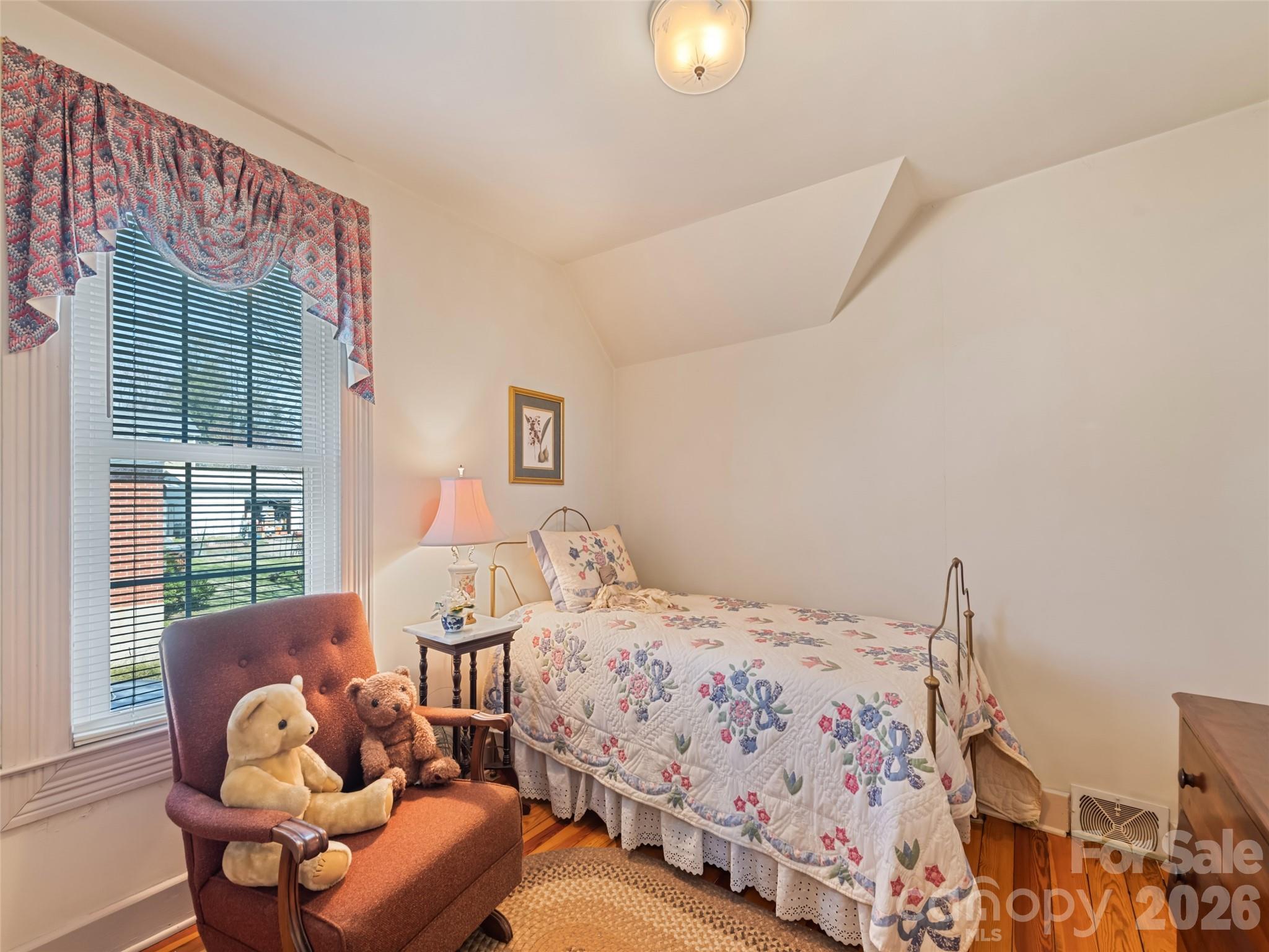 151 Hampton Heights Property Photo 41