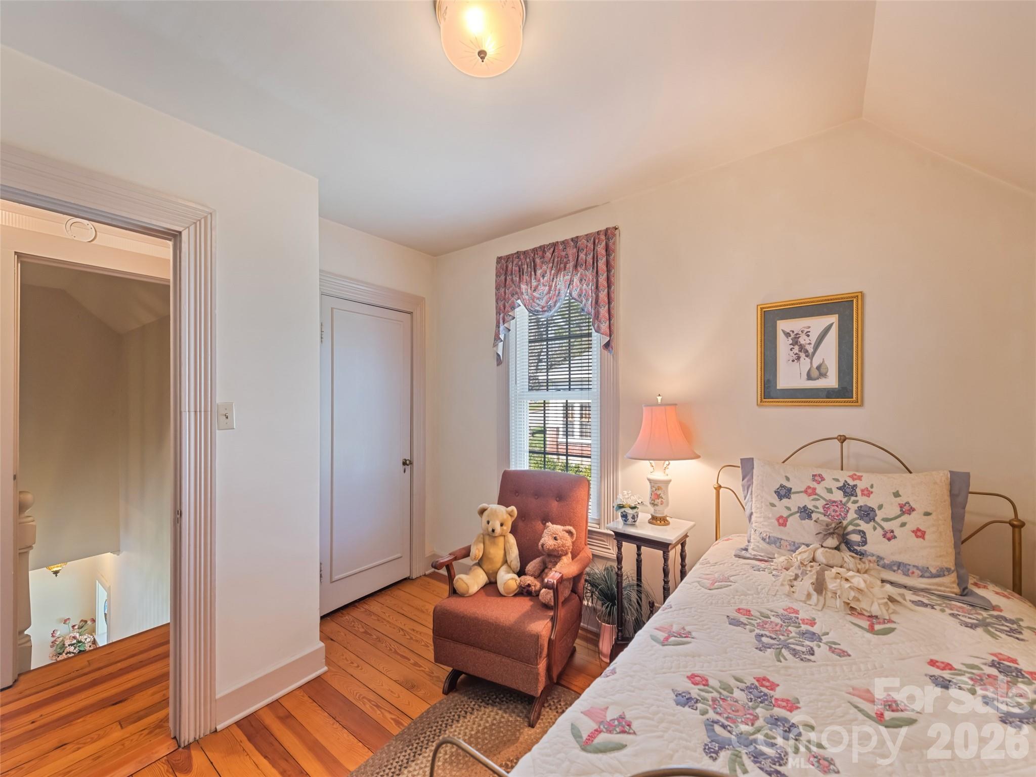 151 Hampton Heights Property Photo 43