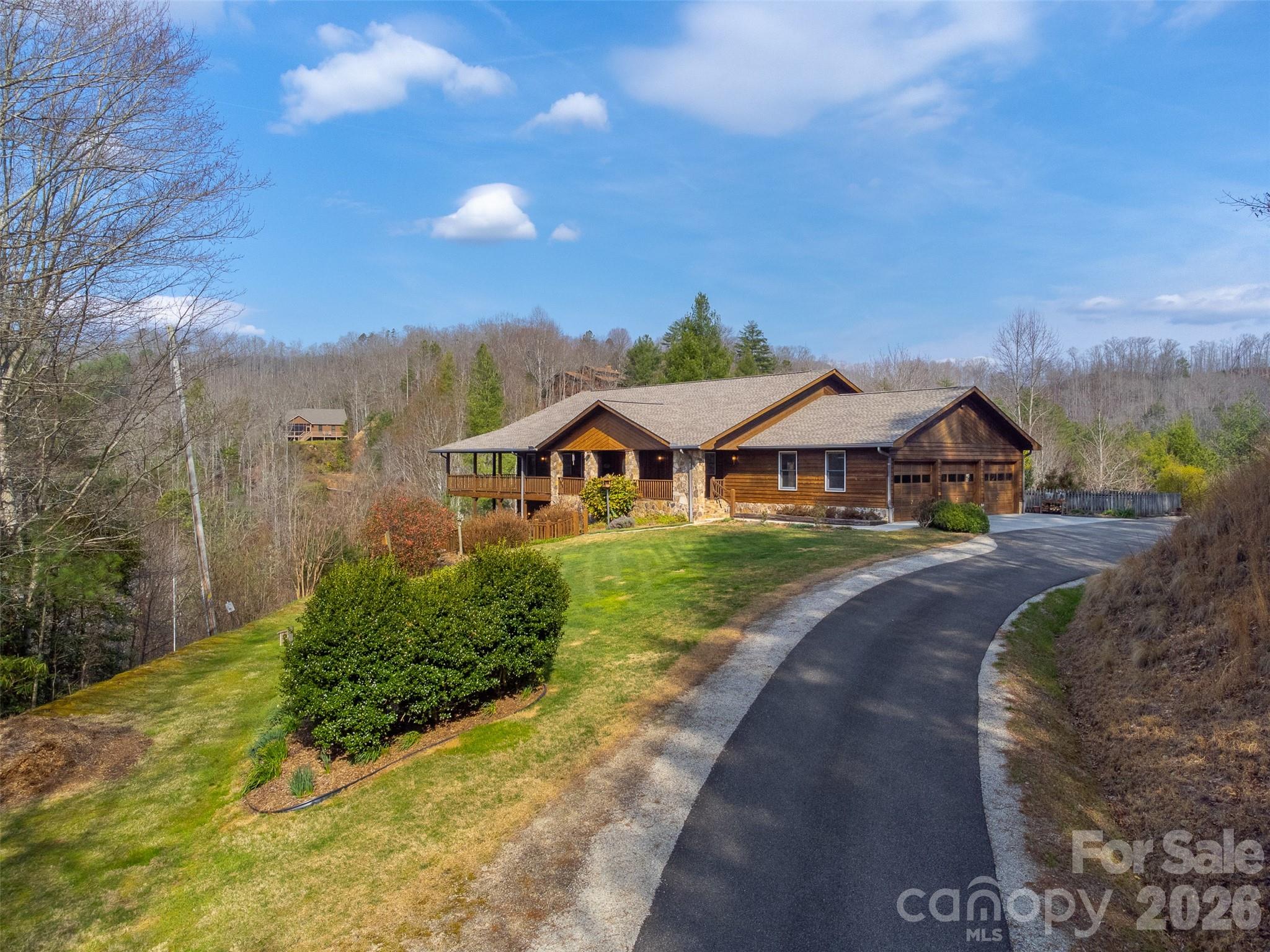 750 Double Springs Drive Property Photo 3