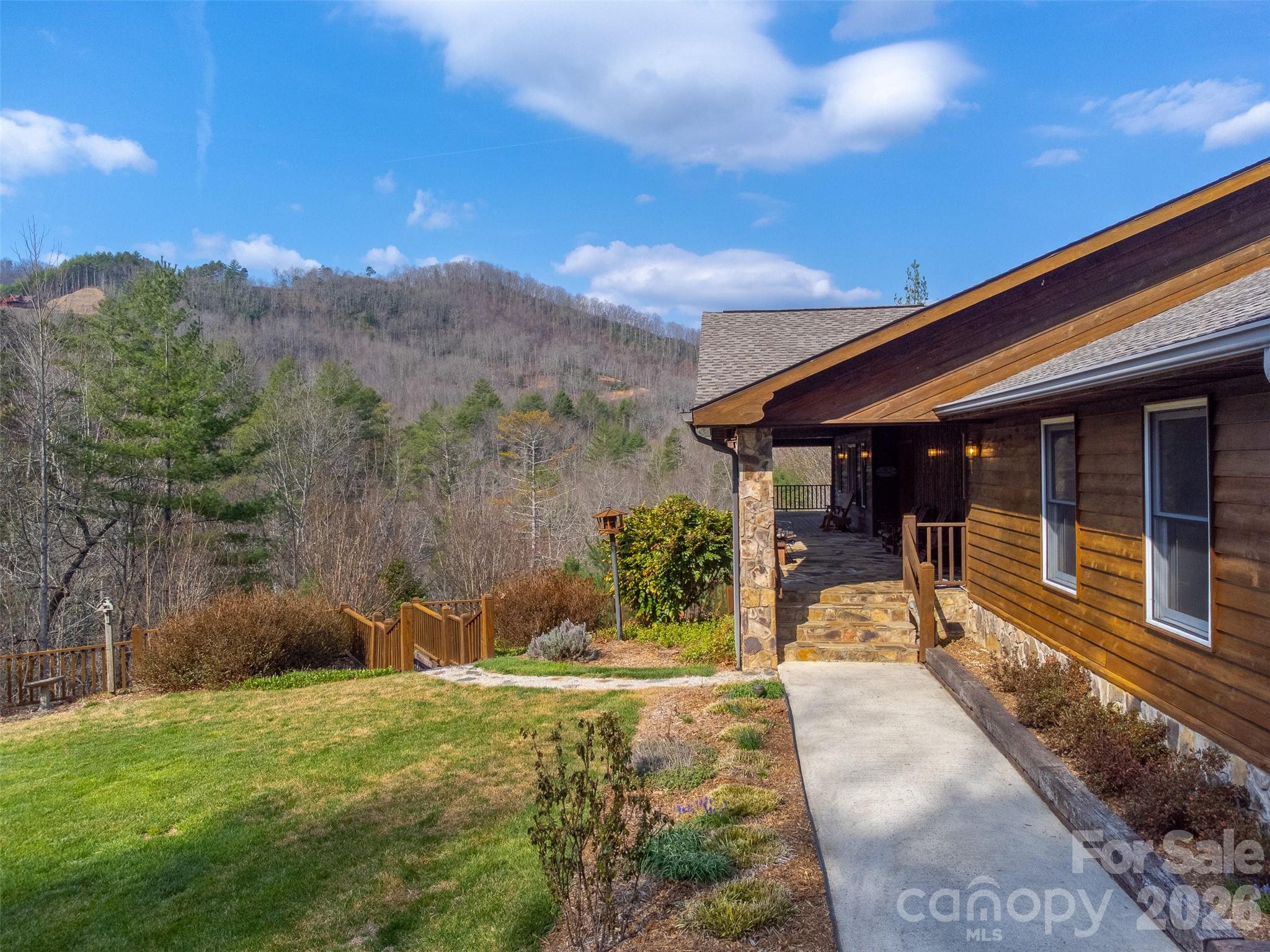 750 Double Springs Drive Property Photo 5