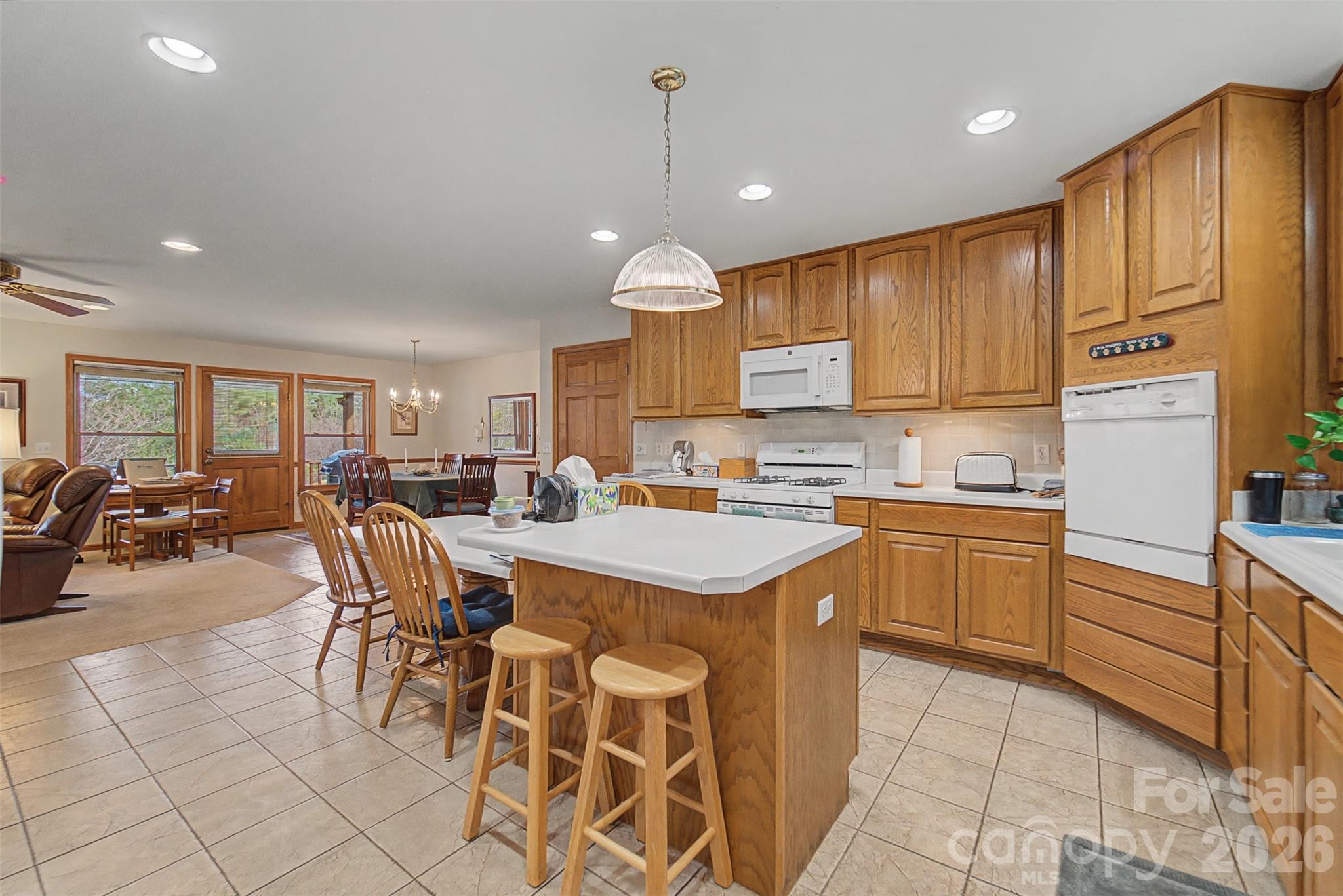750 Double Springs Drive Property Photo 16