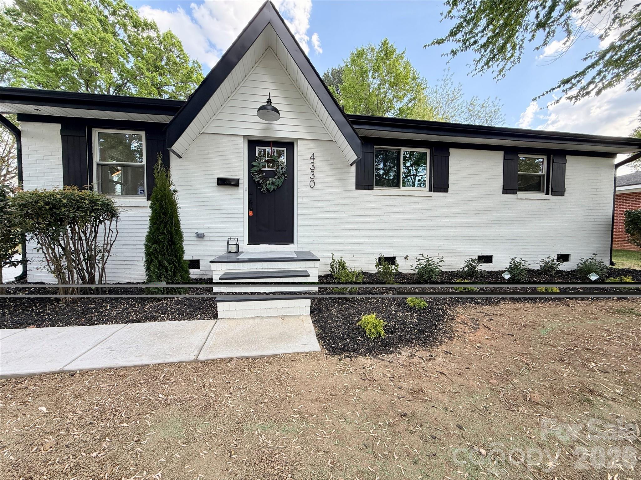 4330 Colebrook Road Property Photo 4