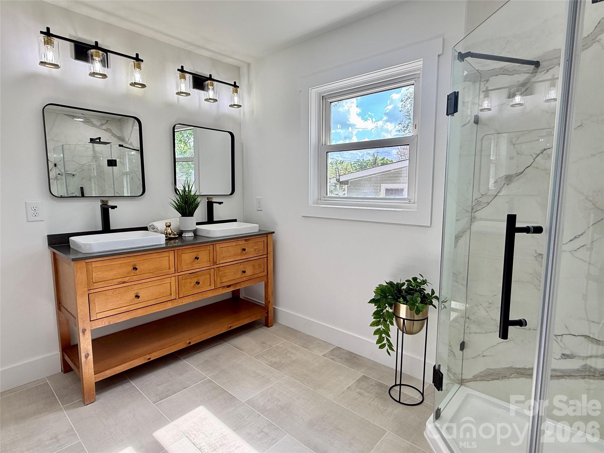 4330 Colebrook Road Property Photo 22
