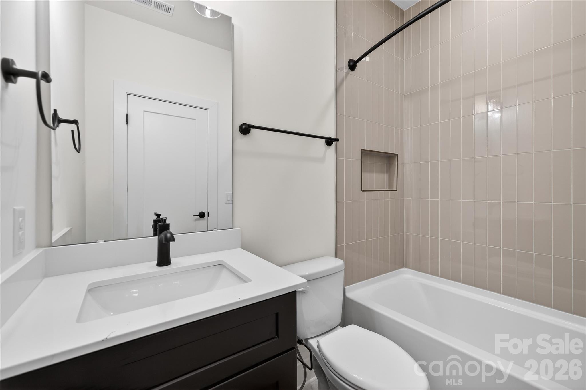 3002 Casting Street 24 Property Photo 10