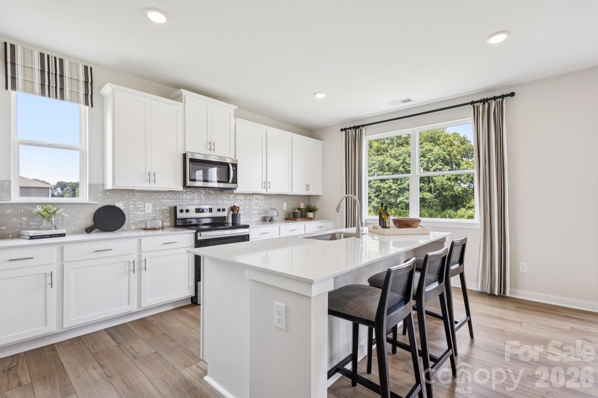 21079 Running Creek Drive Property Photo 6