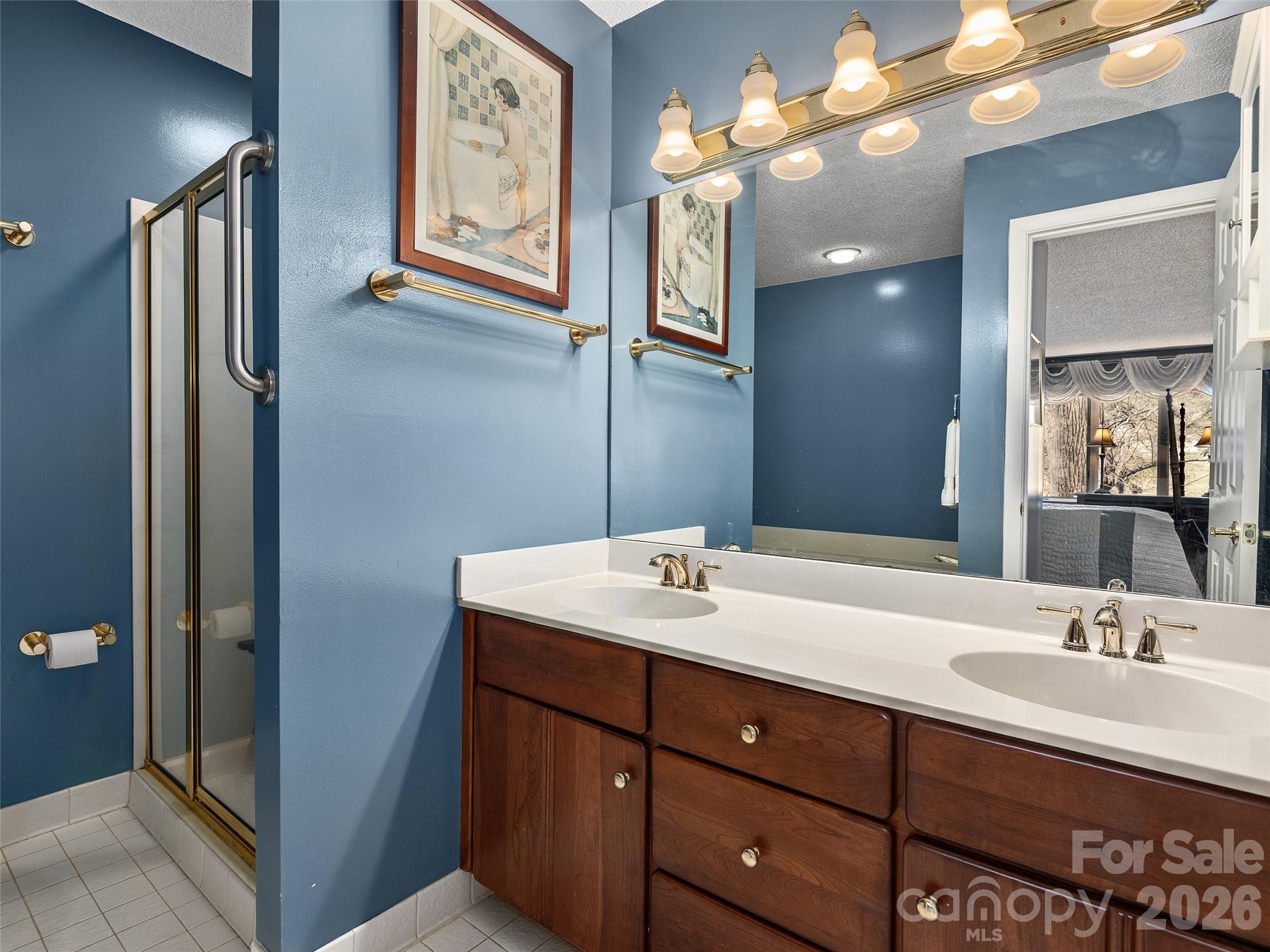 201 Crowfields Drive Property Photo 15