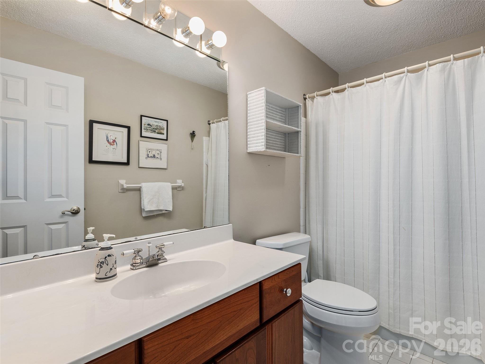 201 Crowfields Drive Property Photo 17