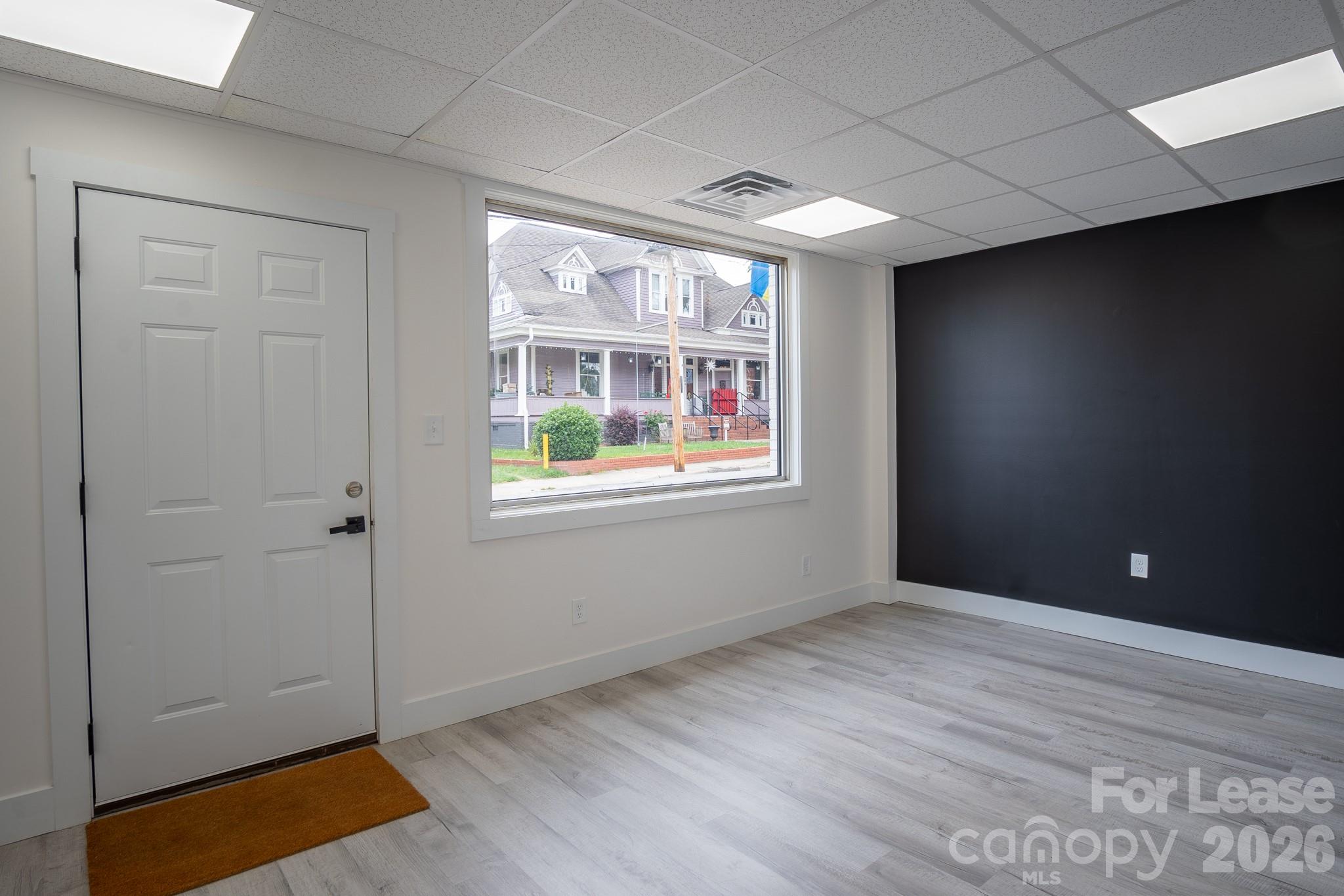 207 S Academy Street Property Photo 4