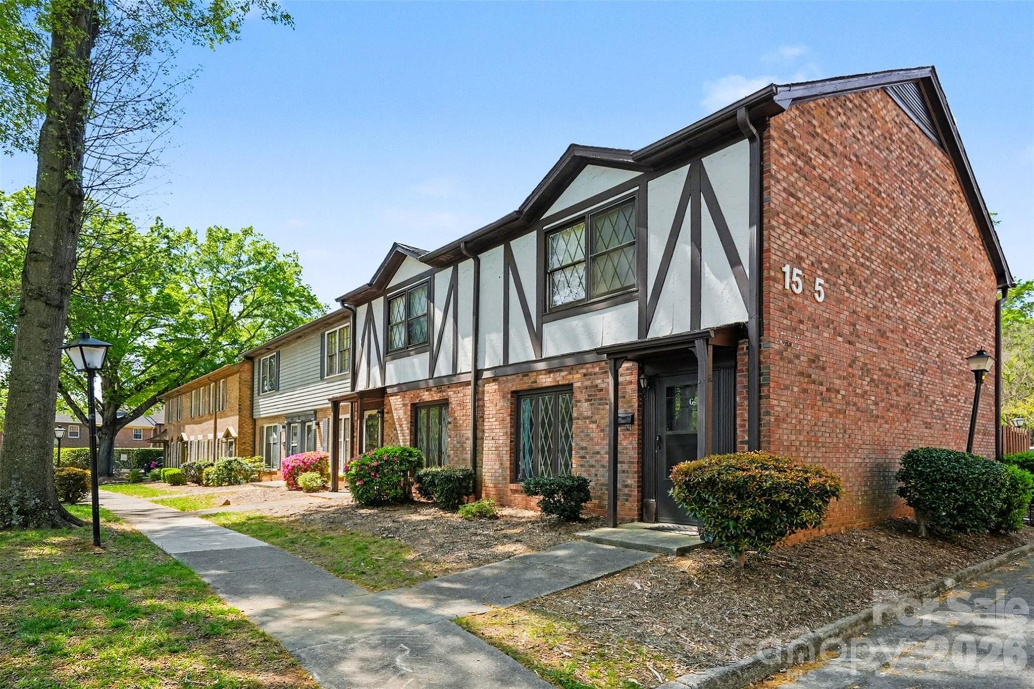 1535 Lansdale Drive G Property Photo 2