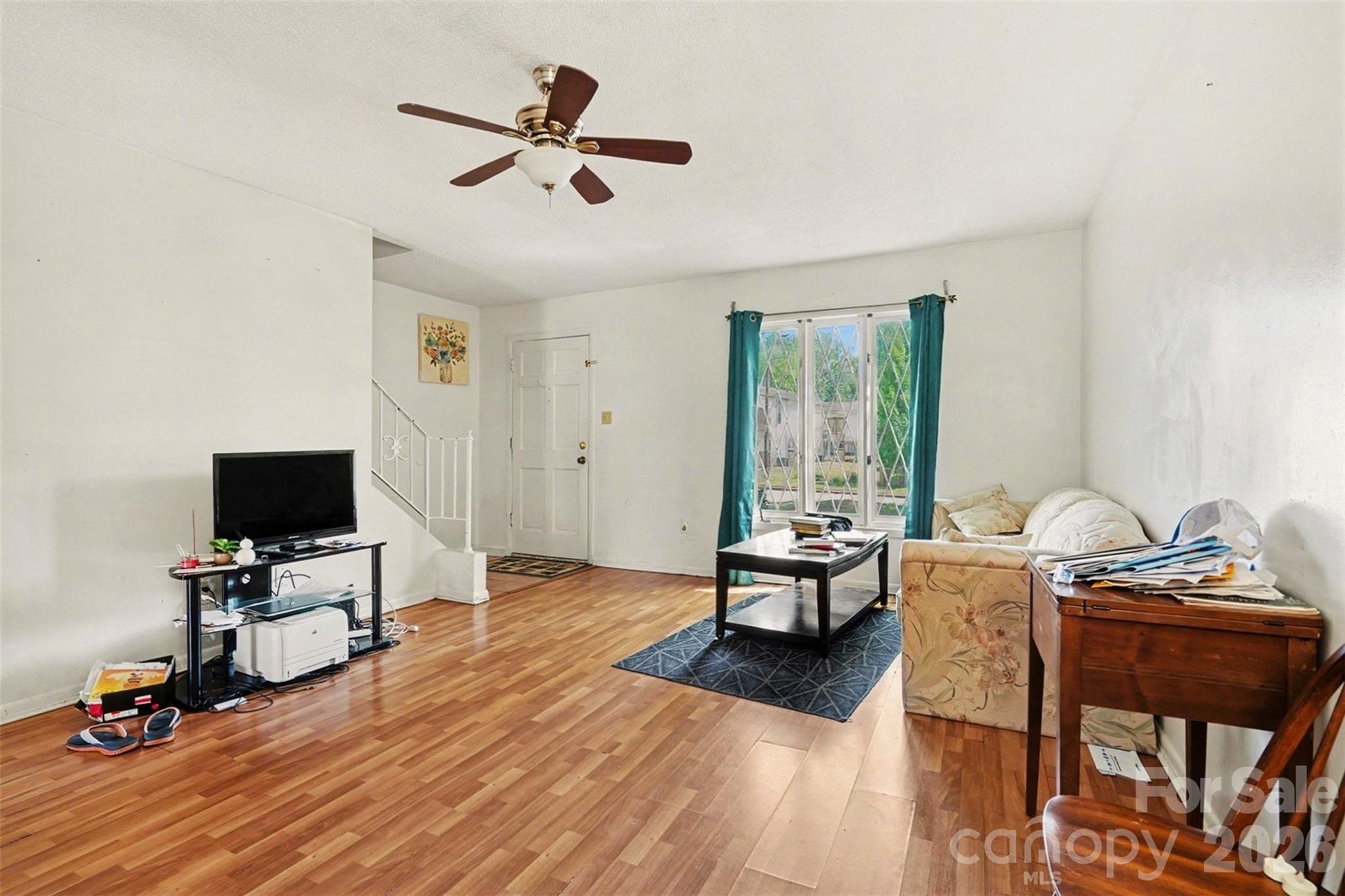 1535 Lansdale Drive G Property Photo 3