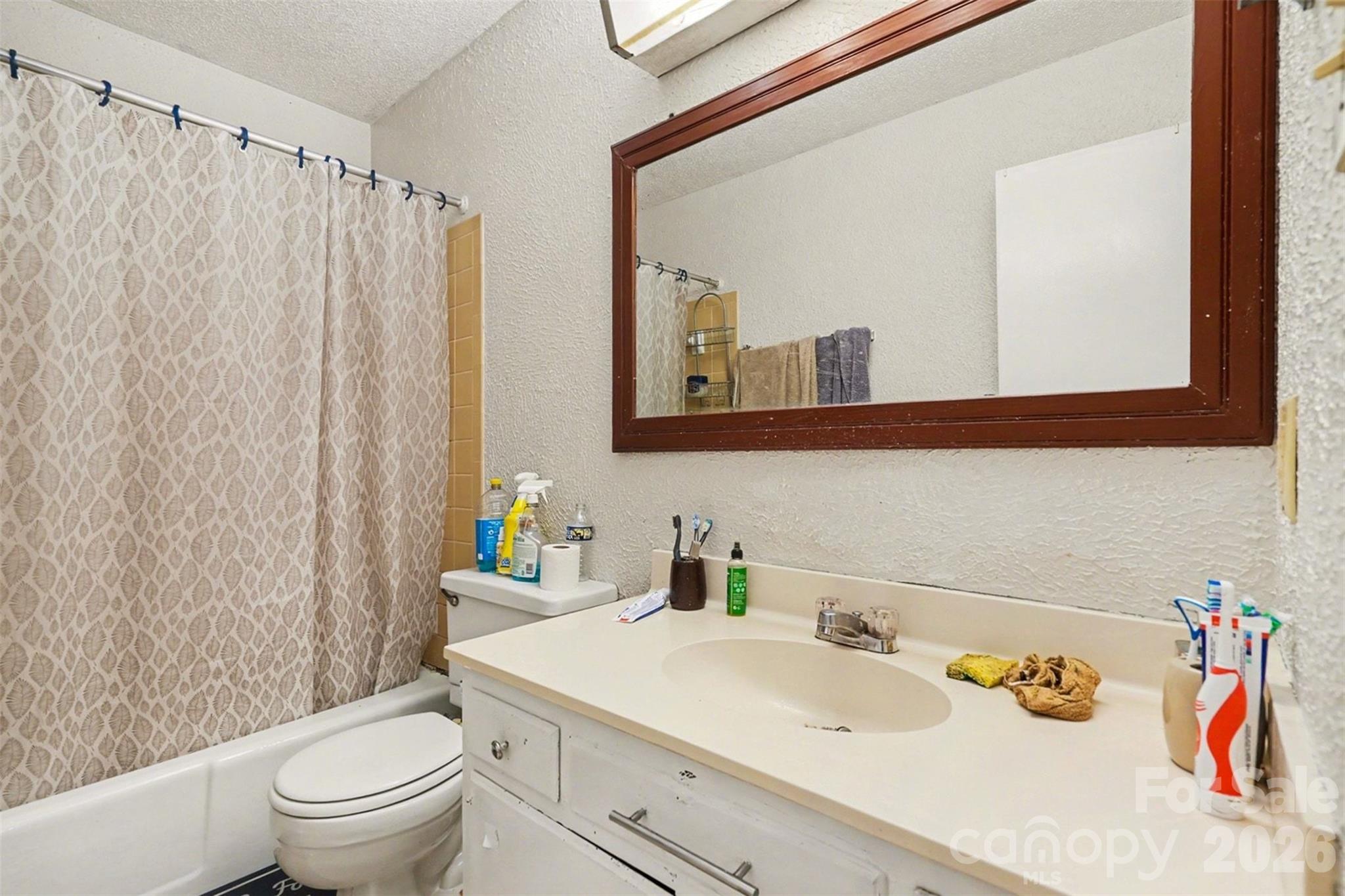 1535 Lansdale Drive G Property Photo 13