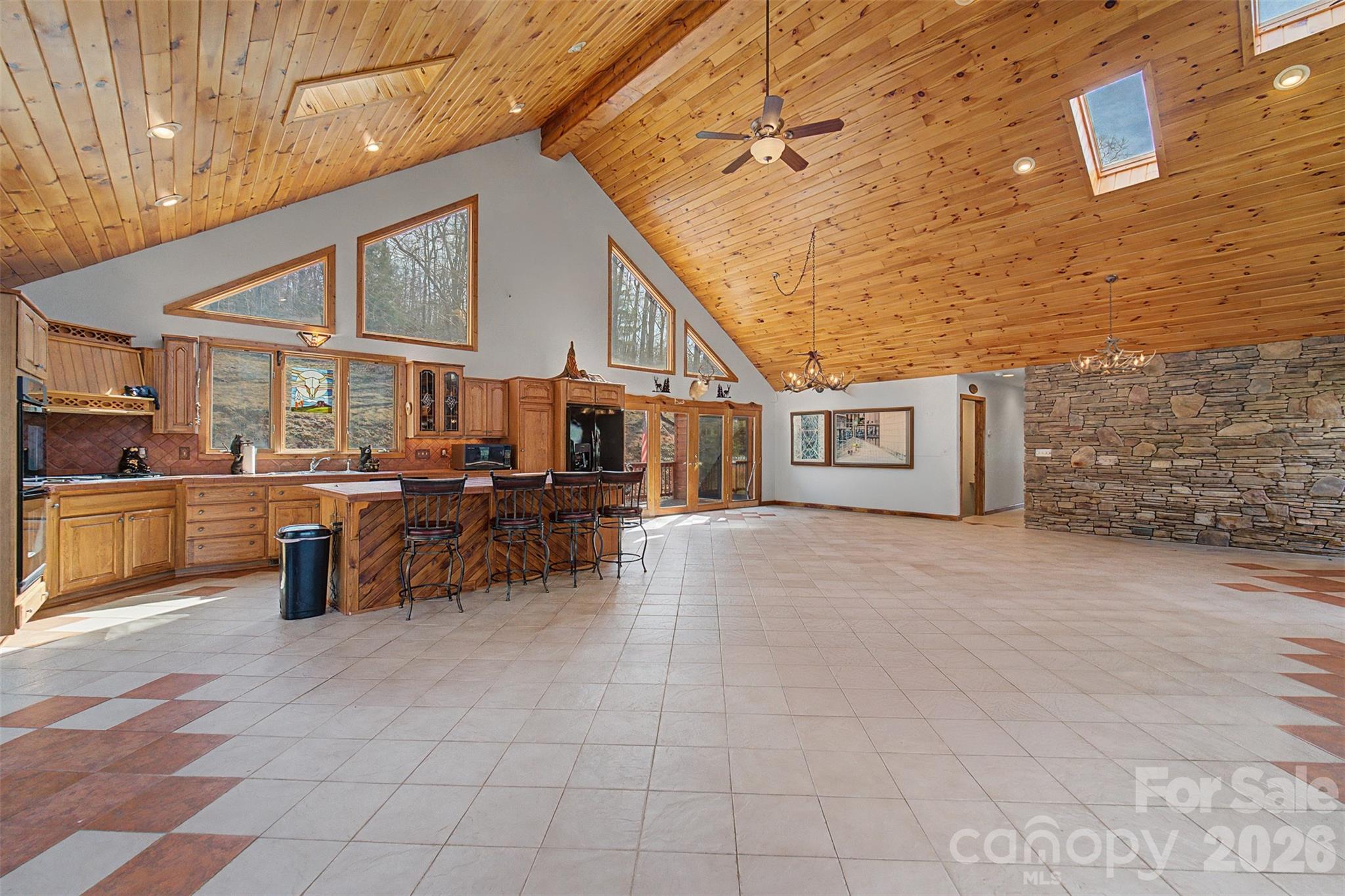 112 Hawks Nest Ridge Property Photo 14