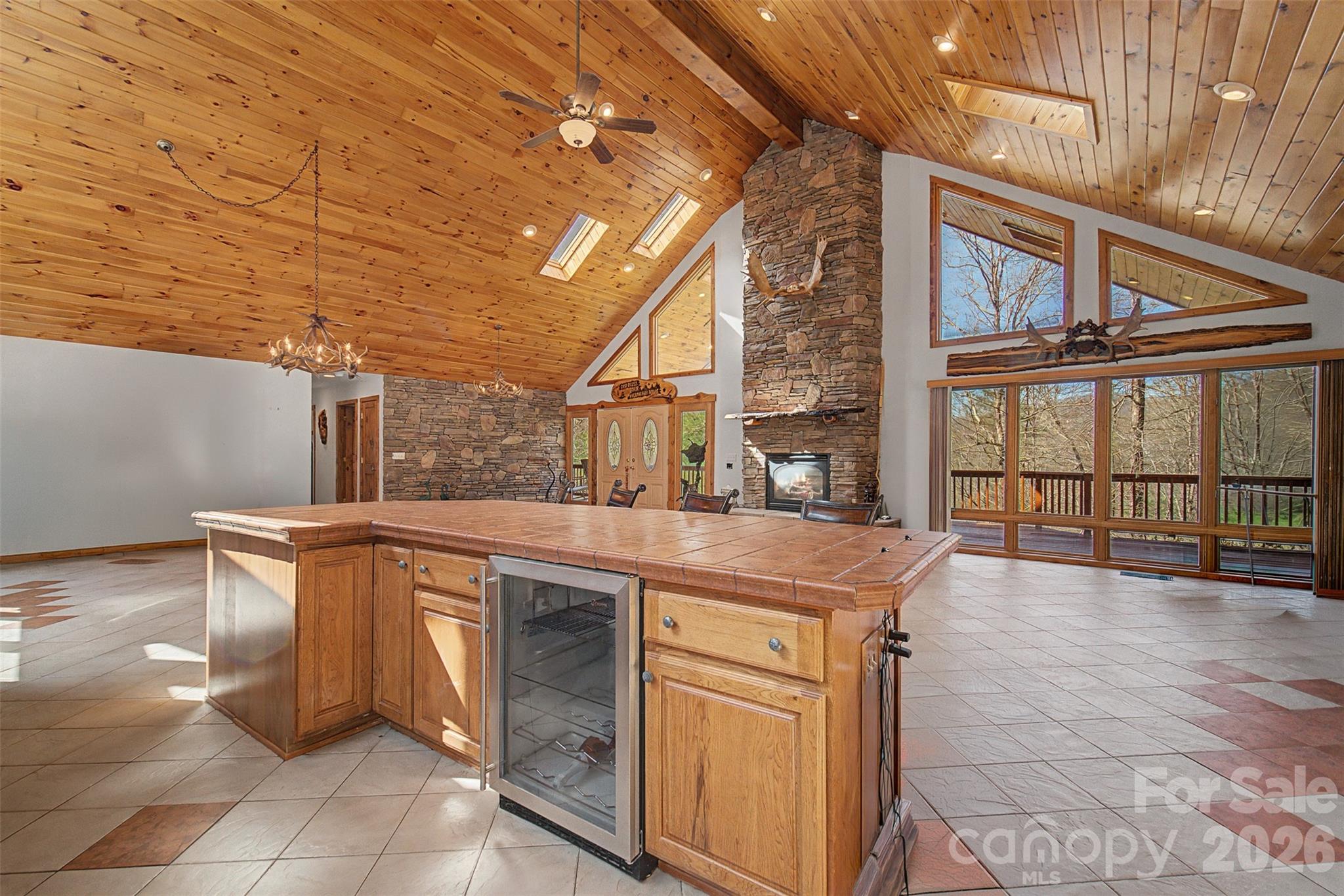 112 Hawks Nest Ridge Property Photo 17