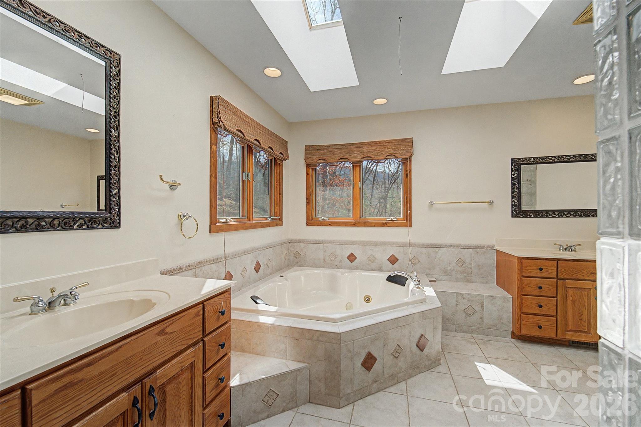 112 Hawks Nest Ridge Property Photo 27