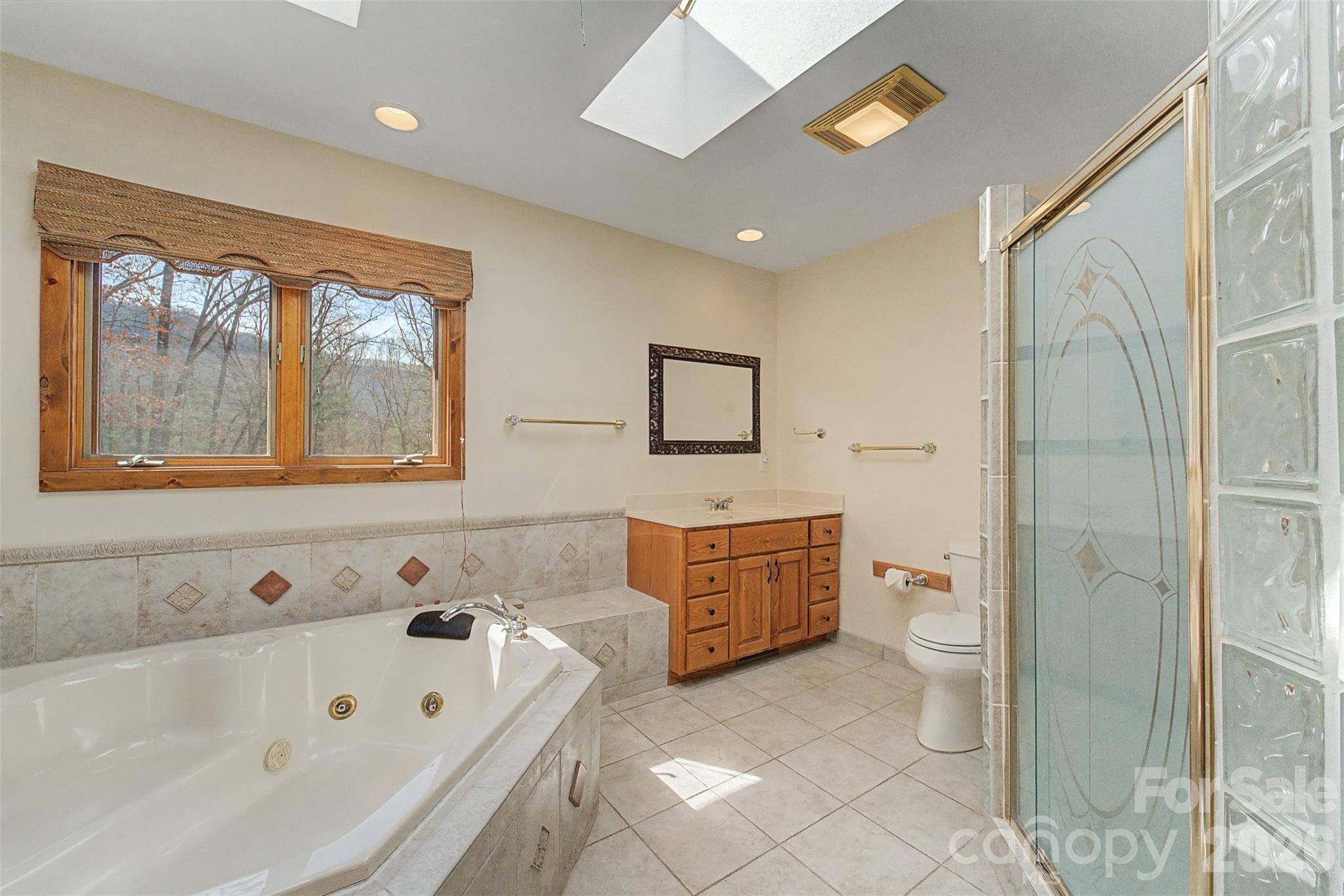 112 Hawks Nest Ridge Property Photo 28
