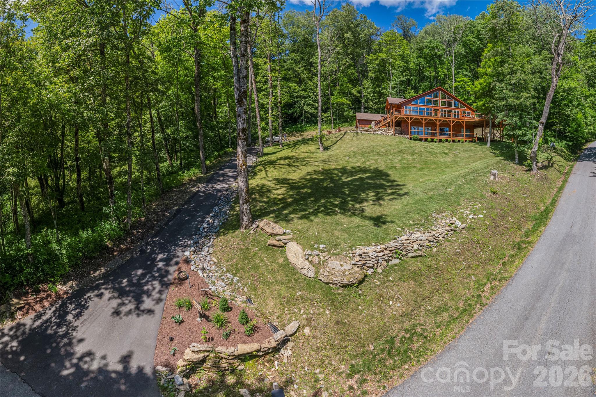 85 Iga Trail Property Photo 1