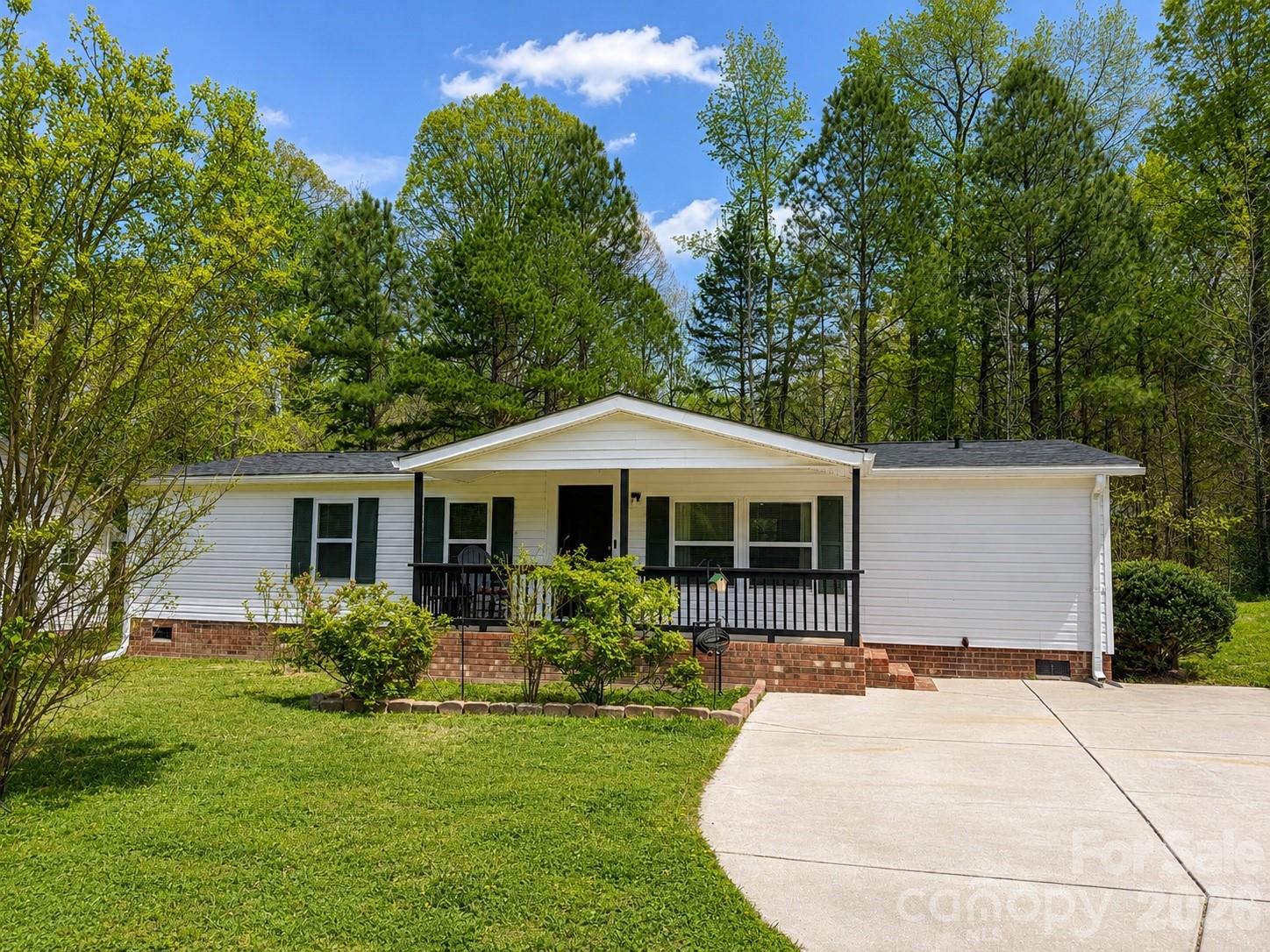 1332 Poplar Glen Drive Property Photo 1