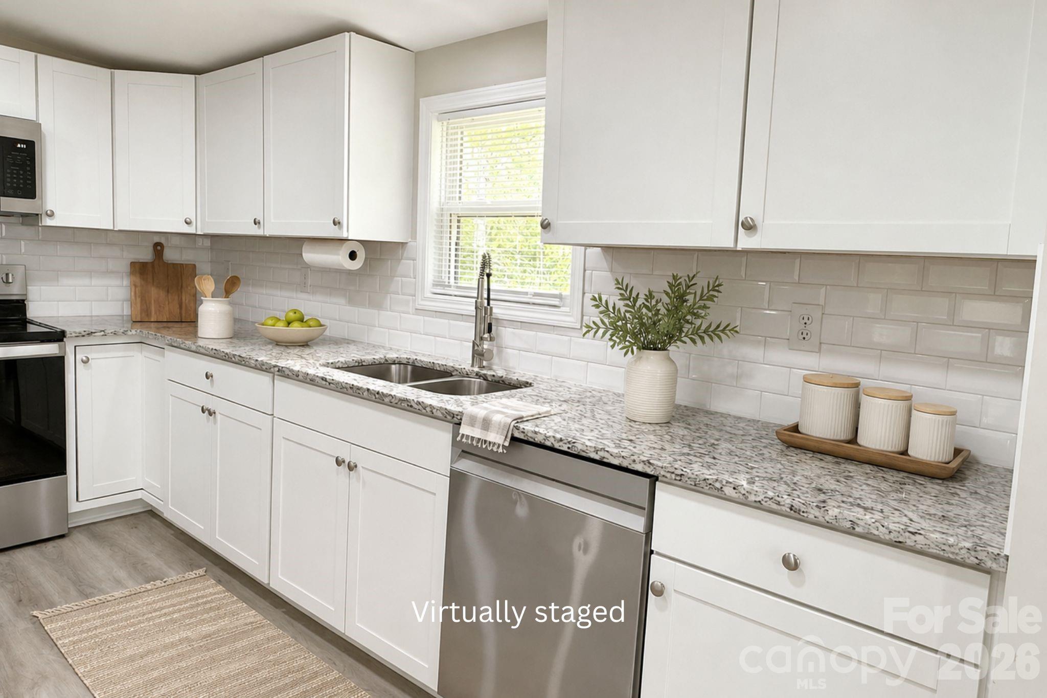 1332 Poplar Glen Drive Property Photo 4