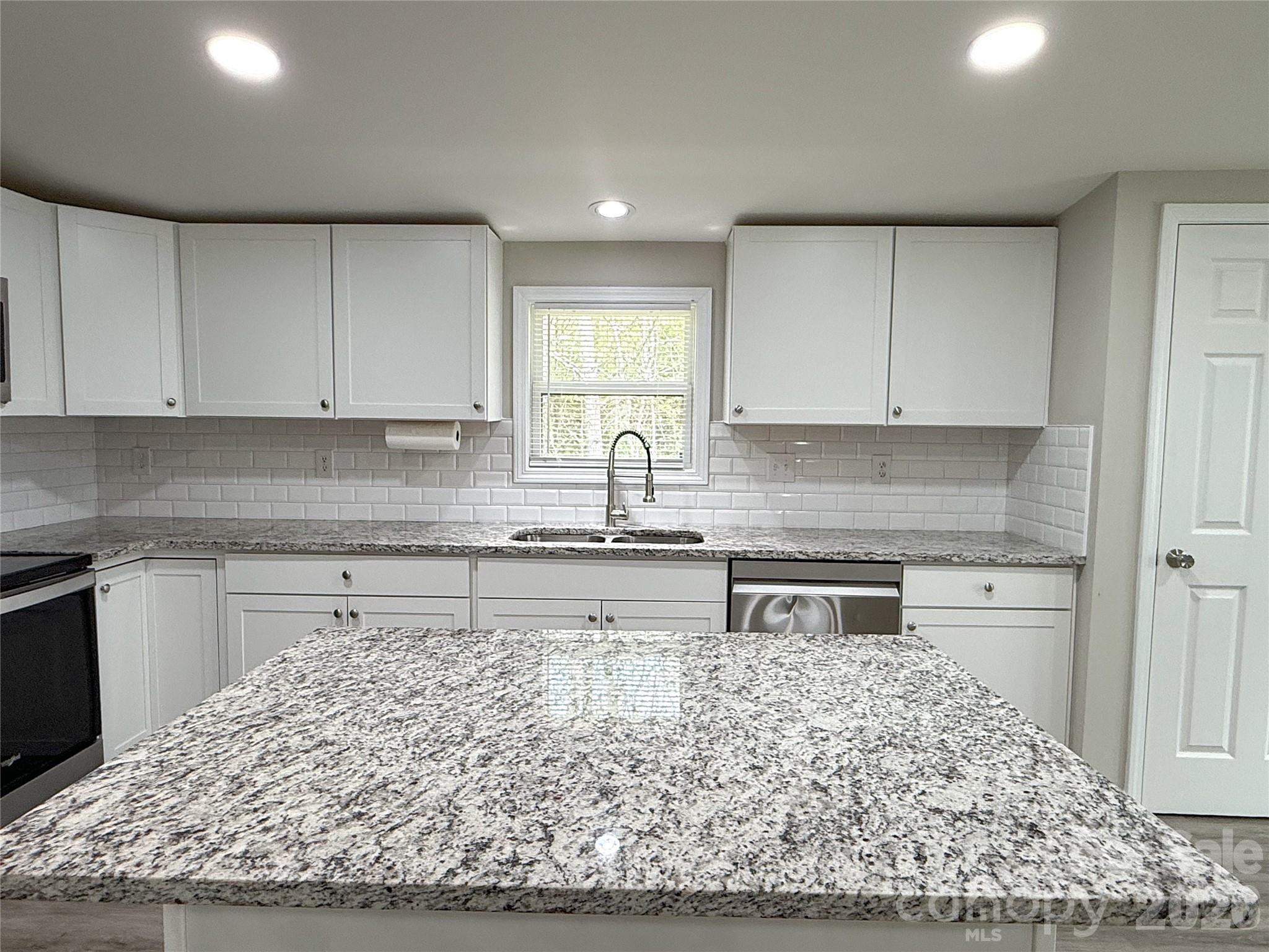 1332 Poplar Glen Drive Property Photo 15