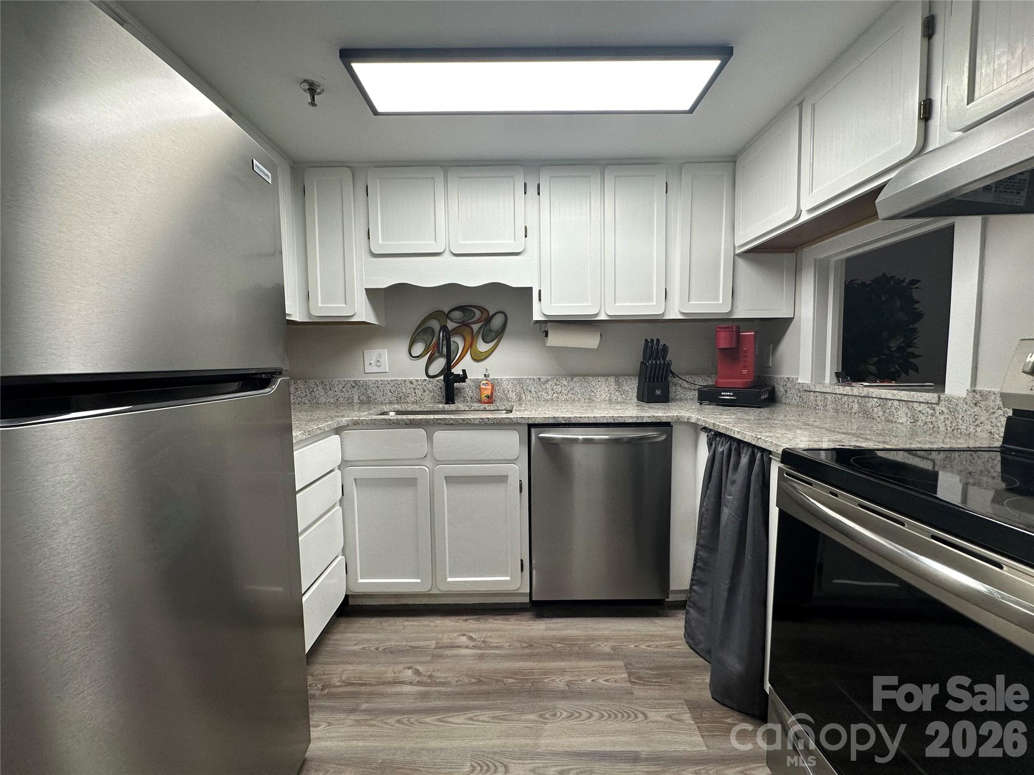 315 Spruce Street 301 Property Photo 2